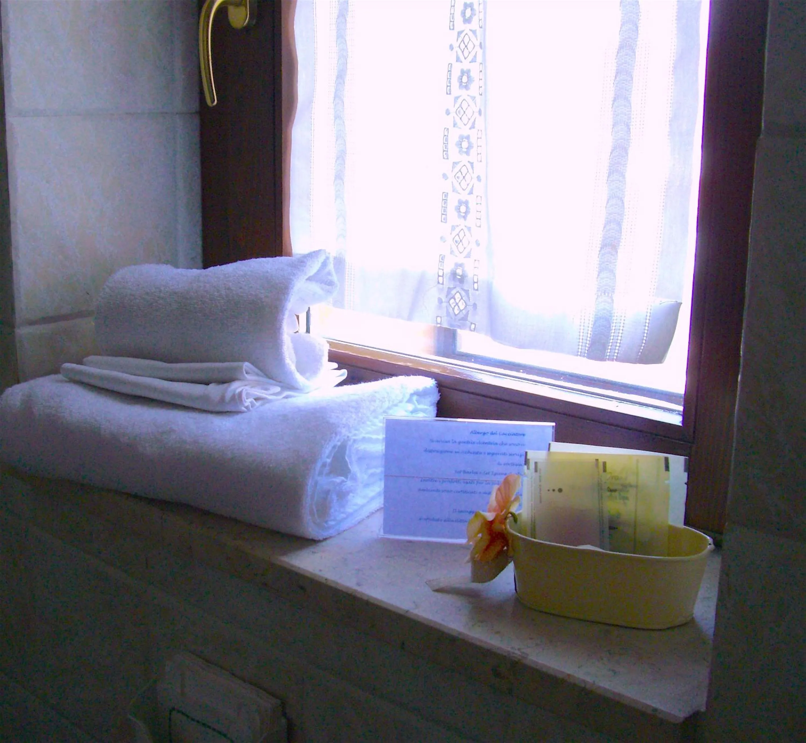 Bathroom, Bed in Albergo Ristorante del Cacciatore