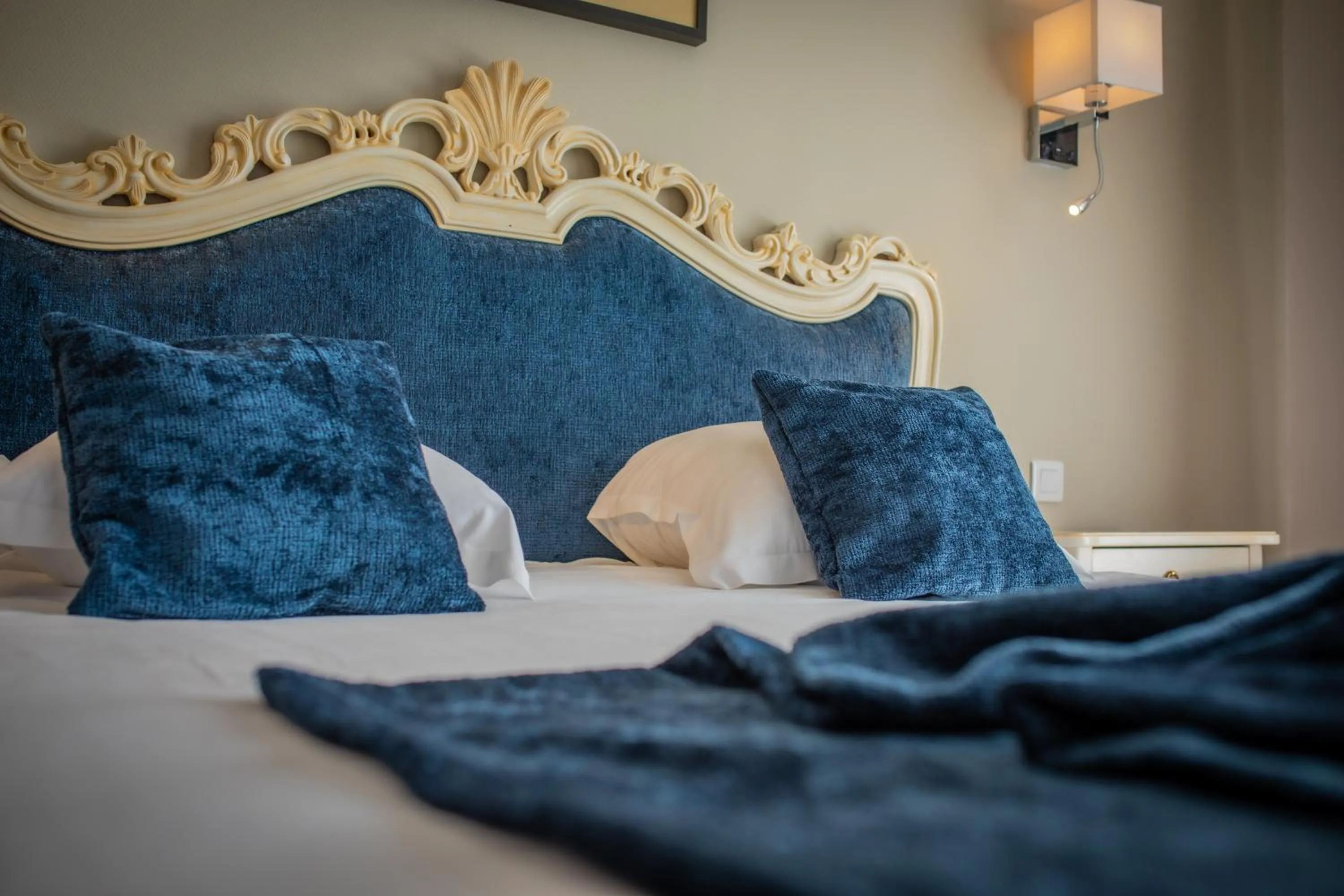 Bed in Alexain Hotel Restaurant & Wellness - Colmar Ouest