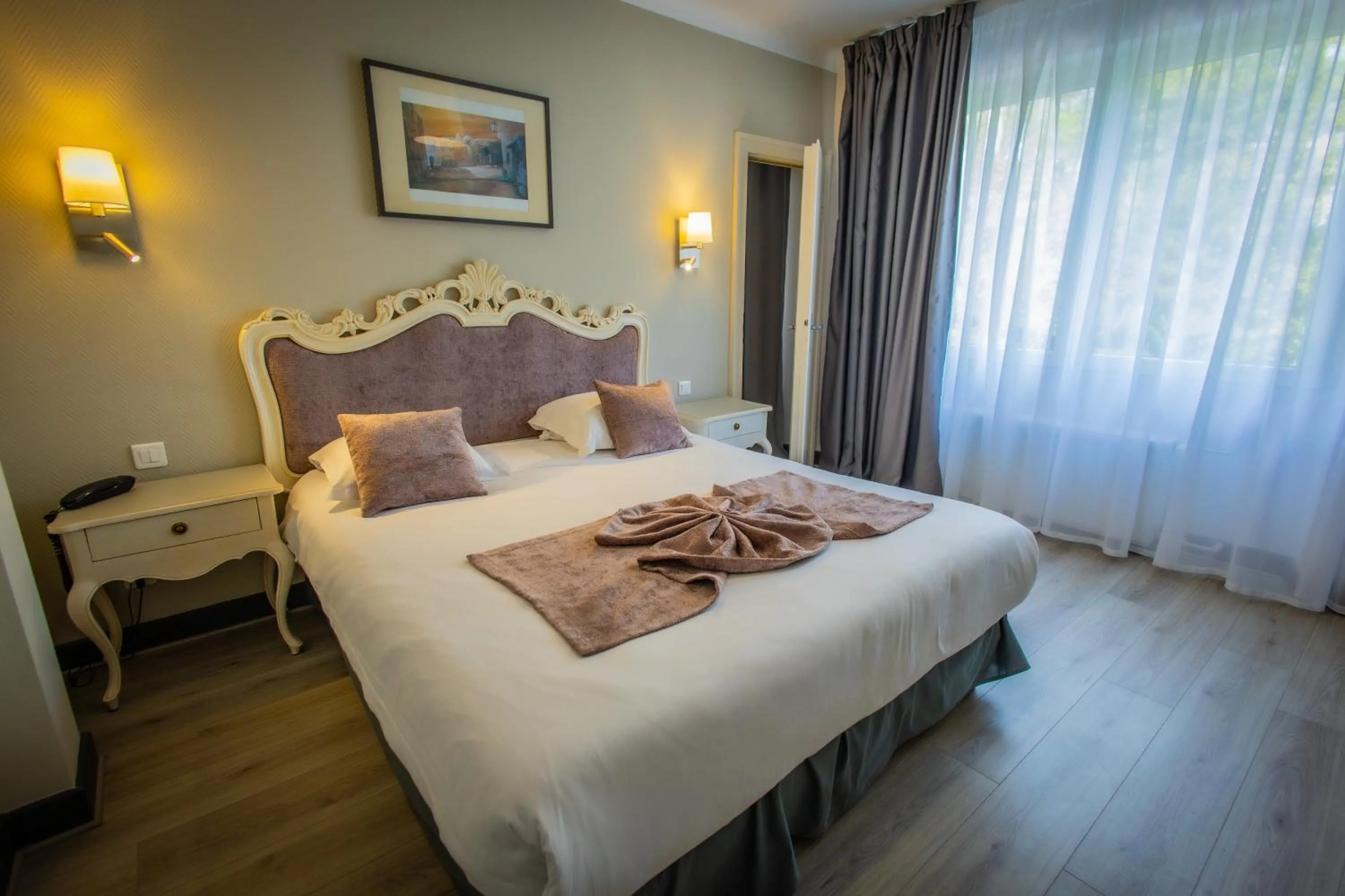 Bedroom, Bed in Alexain Hotel Restaurant & Wellness - Colmar Ouest
