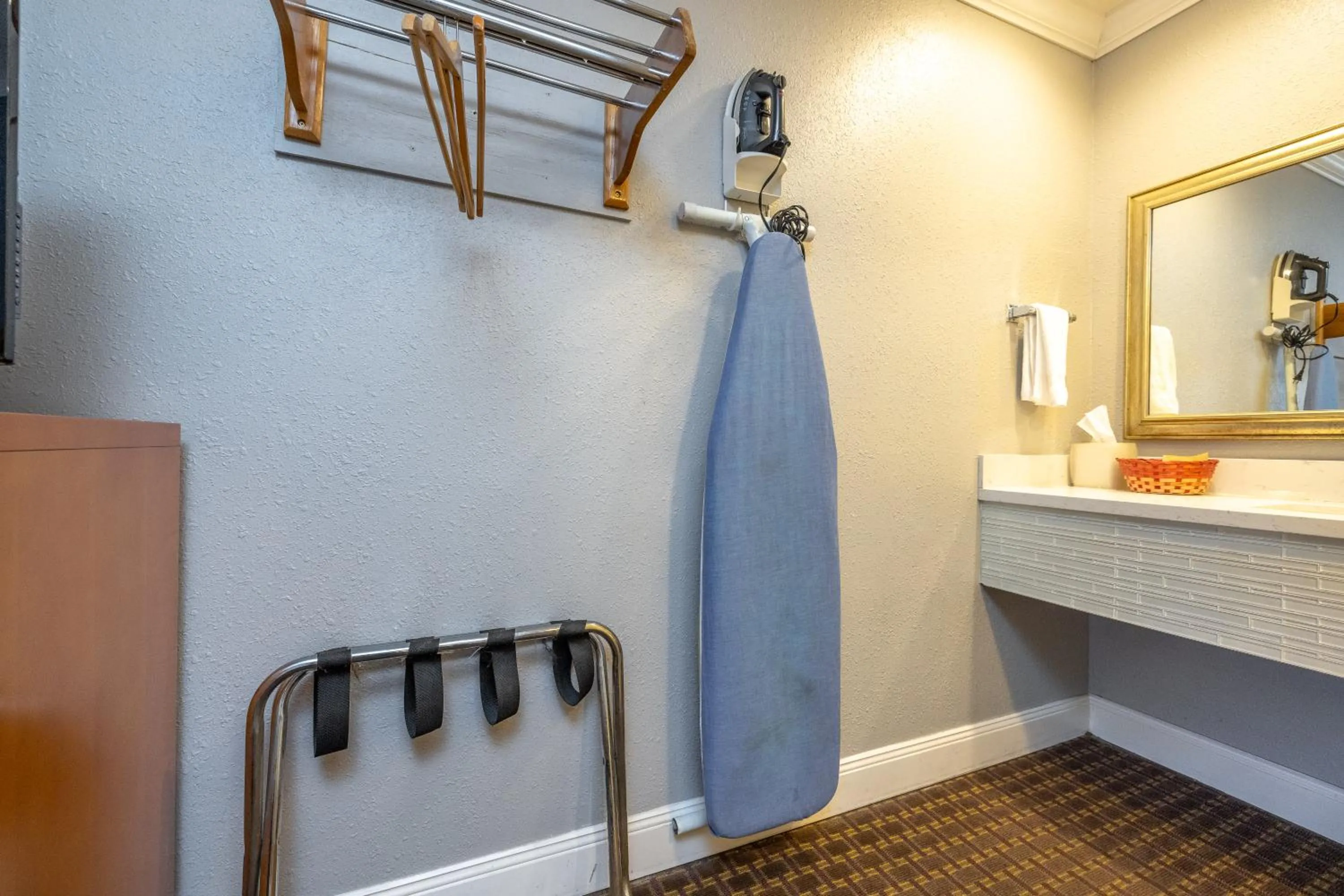 SOMA Park Inn