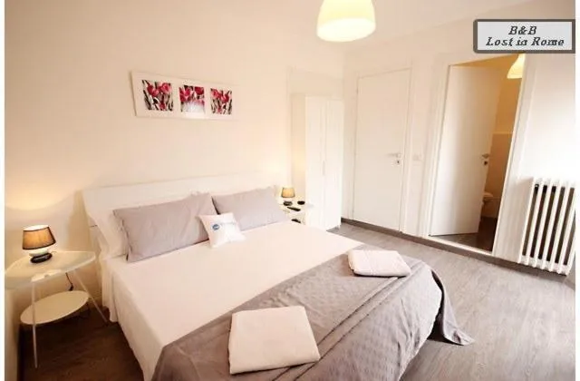 Bed in B&B Lost in Rome