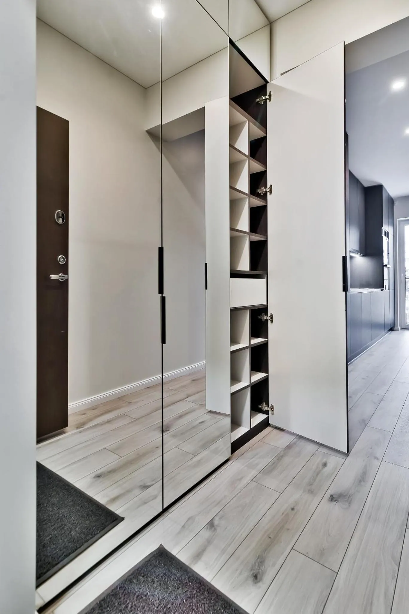 Property building in City Center Loft 2