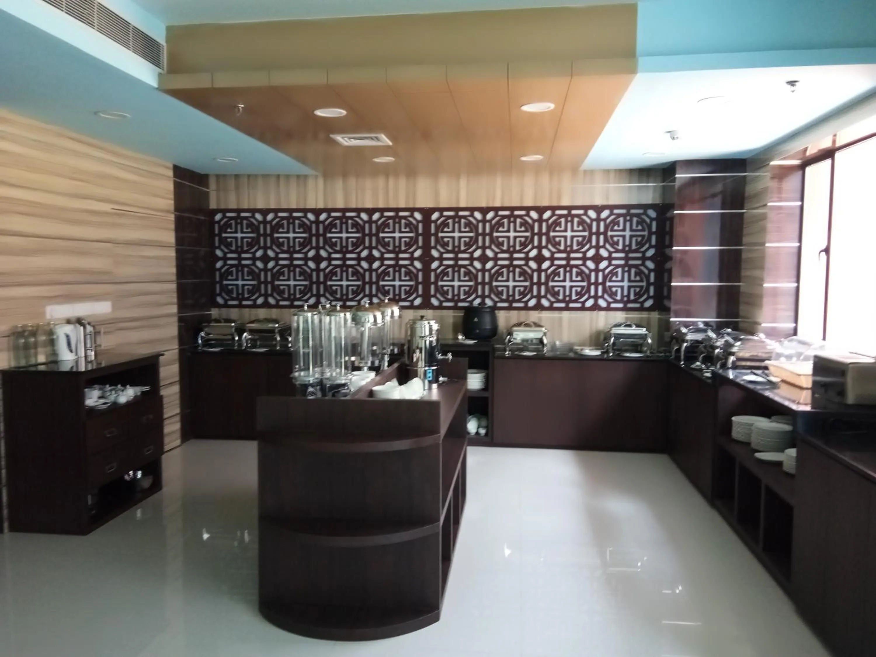 Breakfast in Aristocrat Hotel, New Town, Kolkata