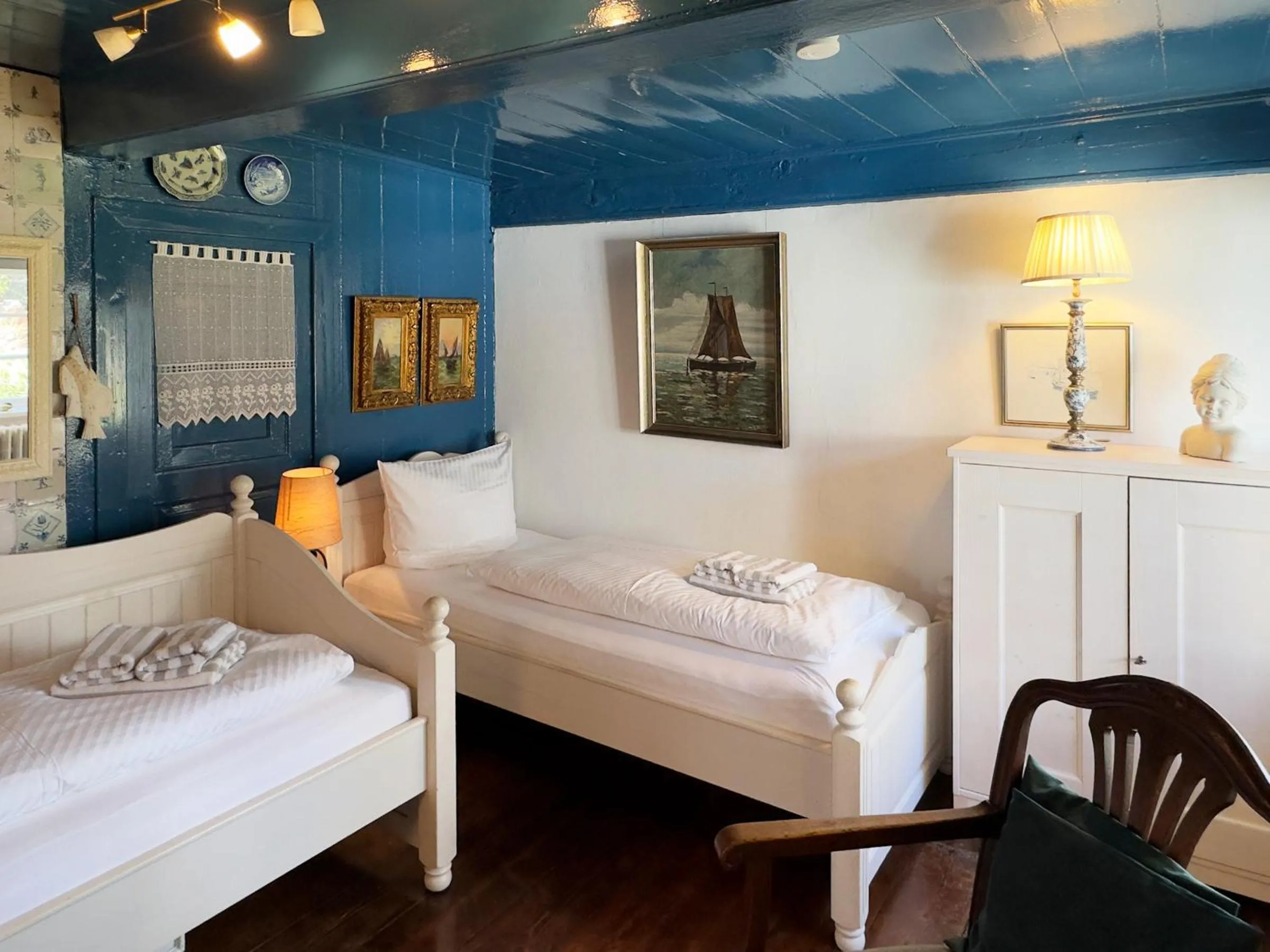 Bed in Friesenhaus Amrum Friesenhaushälfte *Hommelkasche*