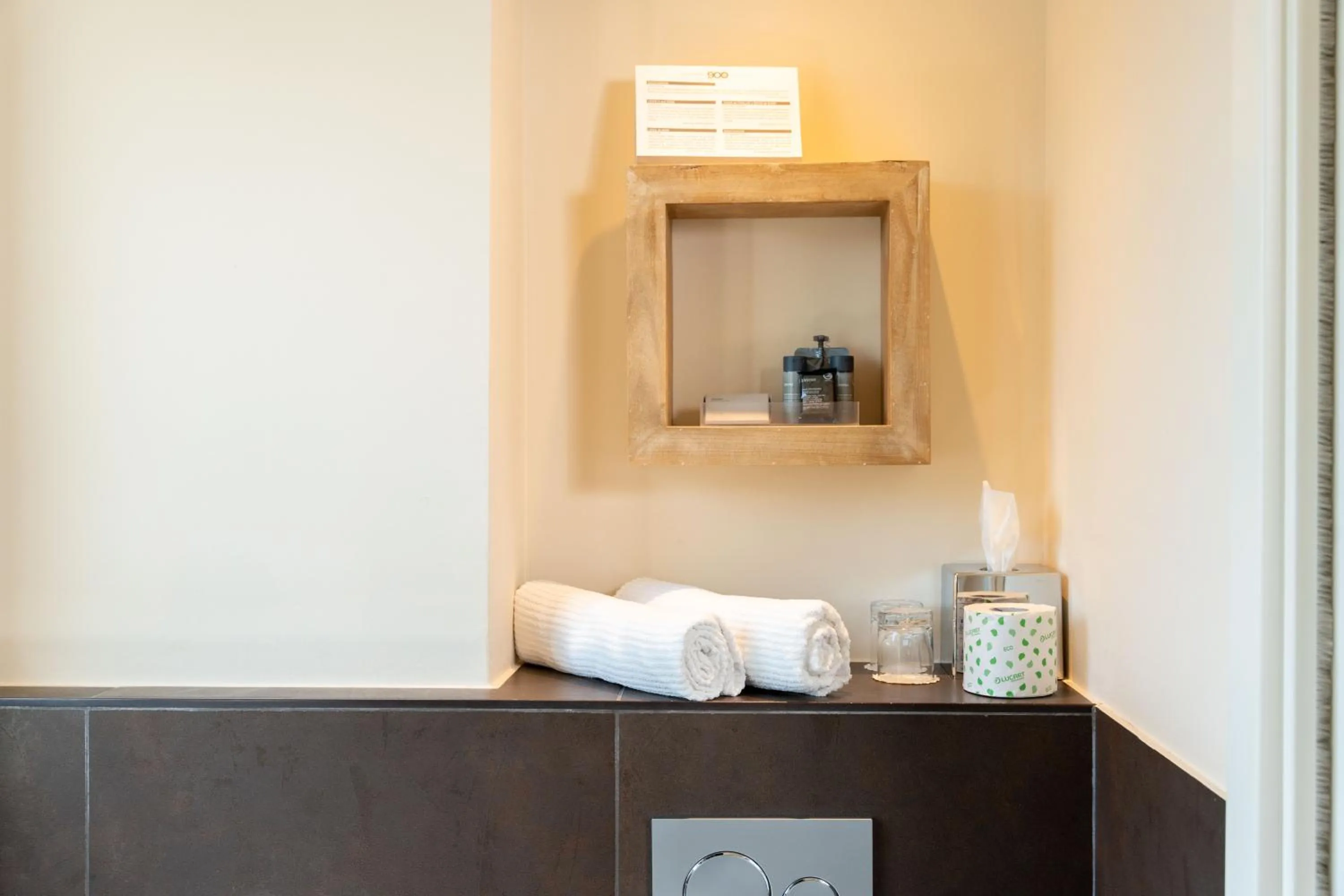 Bathroom in Hotel 900