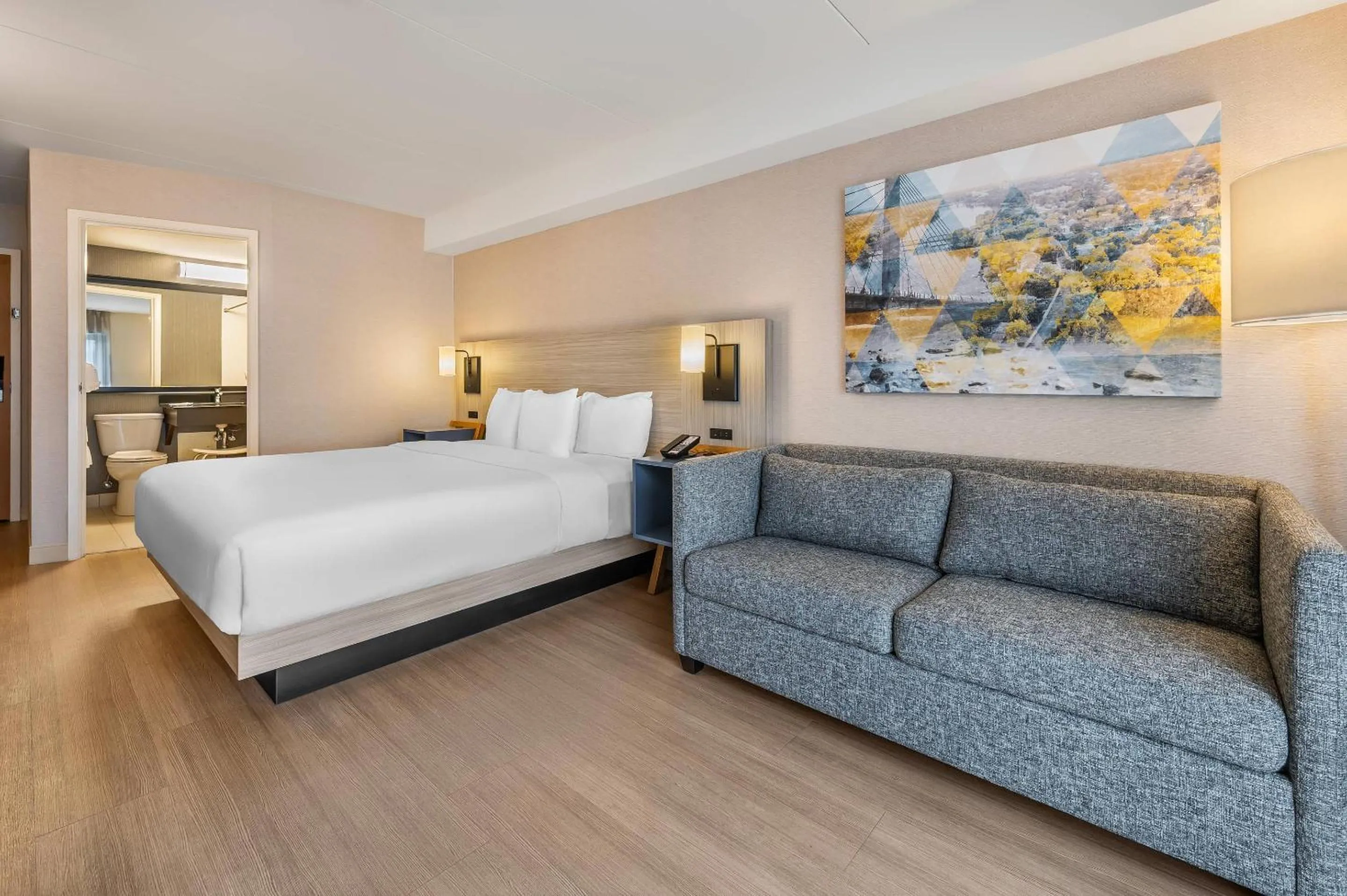 Bedroom, Bed in Comfort Inn