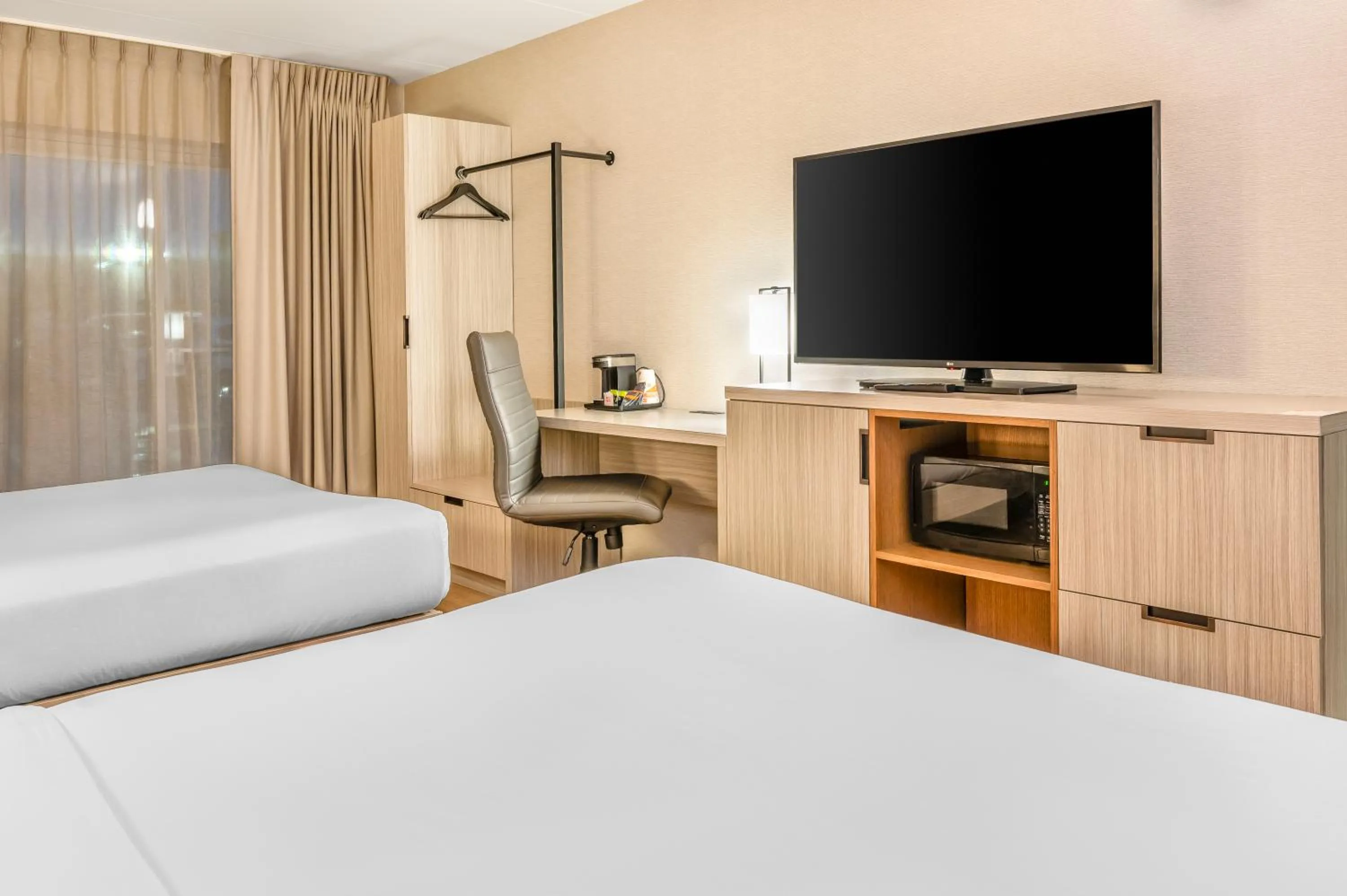 Bedroom, Bed in Comfort Inn