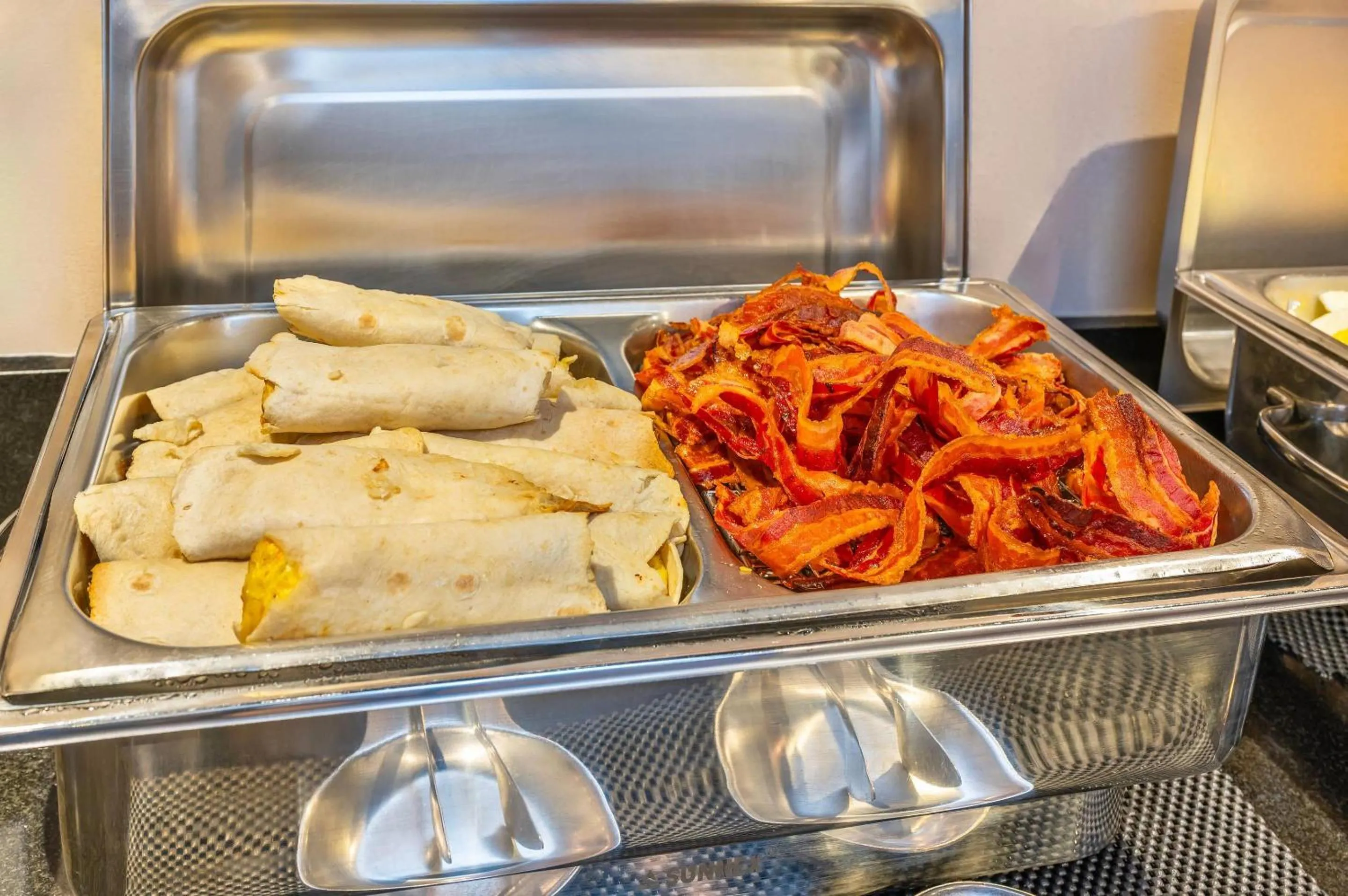 Breakfast in Comfort Inn