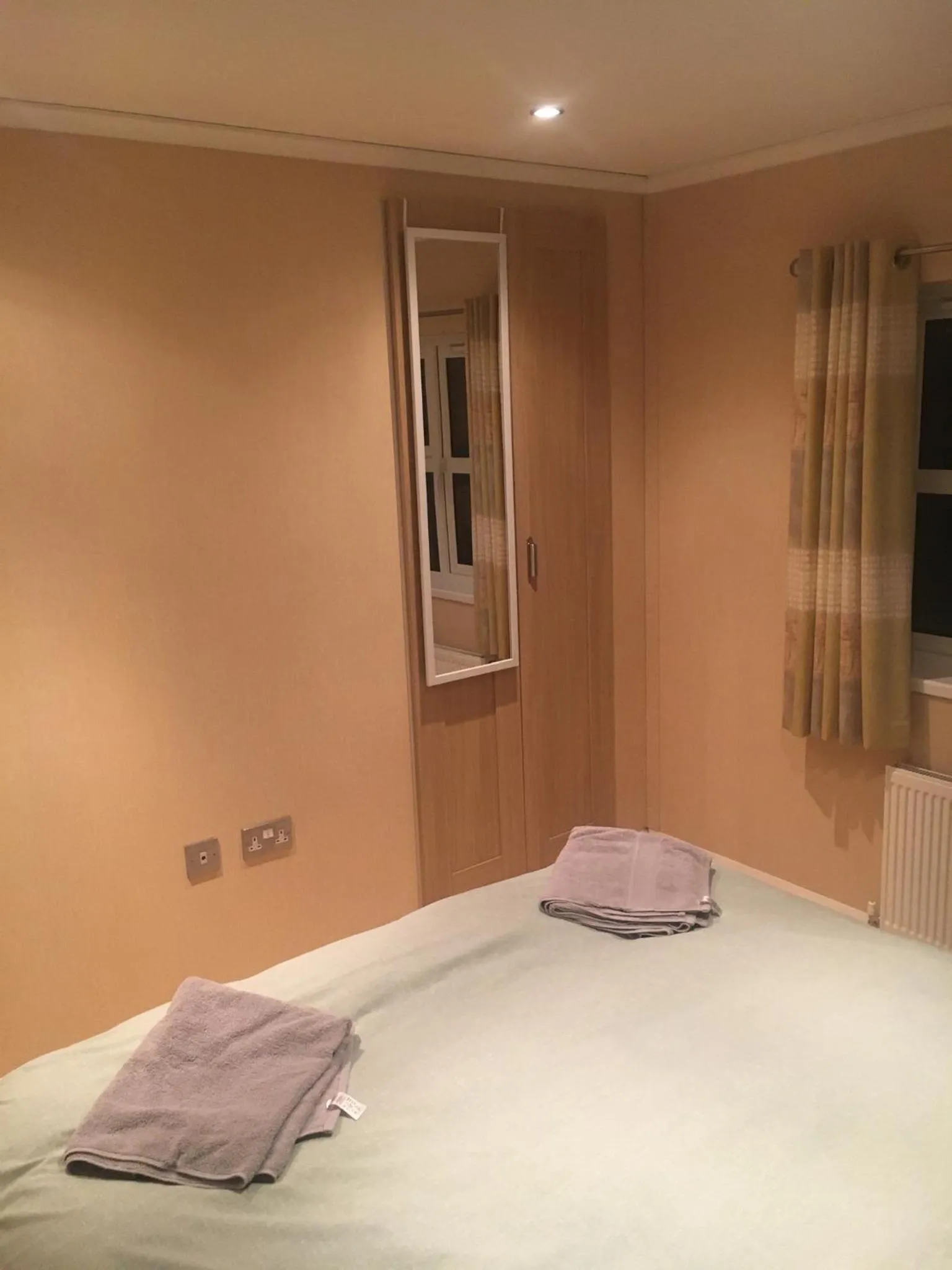 Bed in Millie,s View 18 hole free Golf