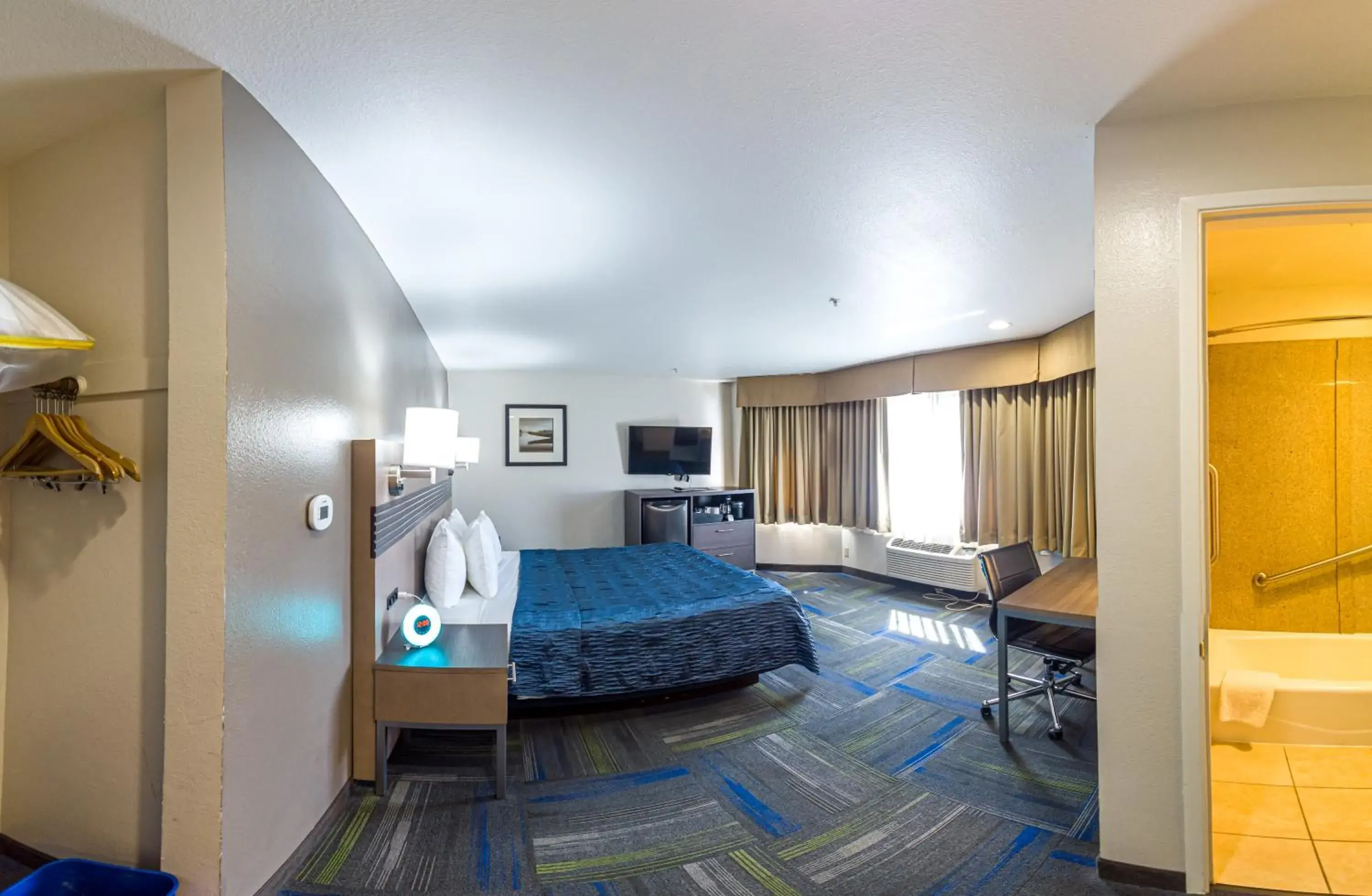 Standard King Room in Buena Vista Motor Inn Standard King Room in Buena Vista Motor Inn