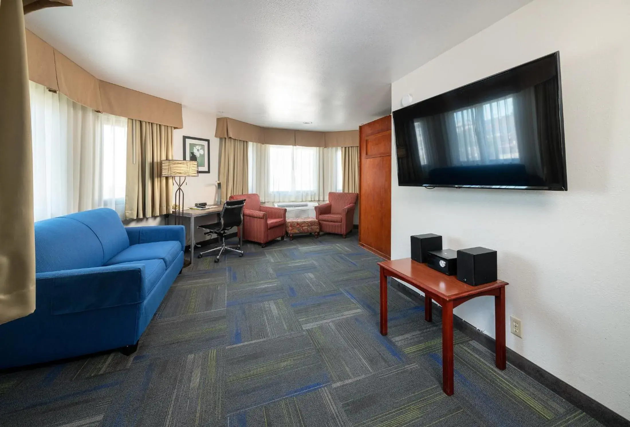 Suite in Buena Vista Motor Inn Suite in Buena Vista Motor Inn