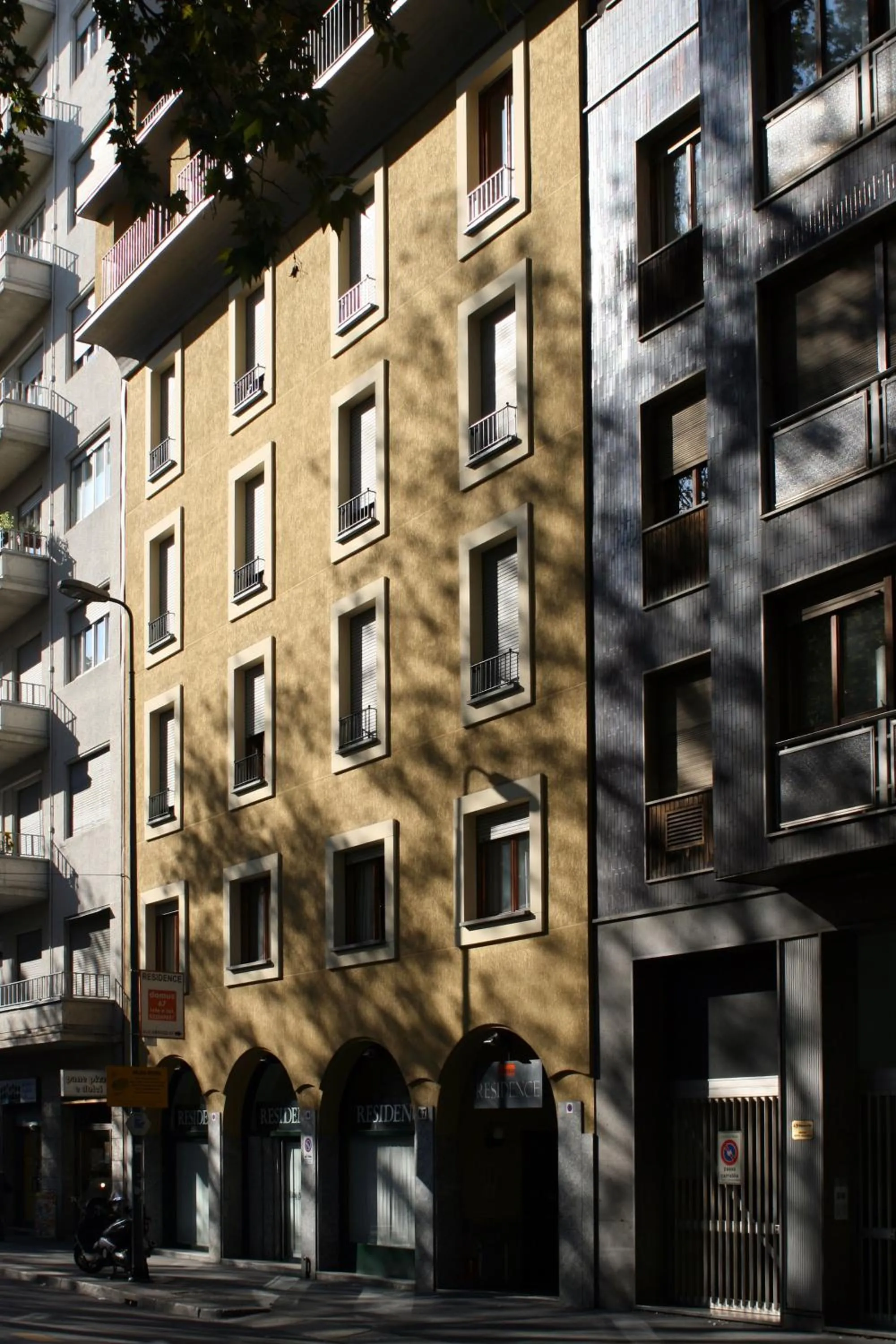 Facade/entrance in Residence Domus
