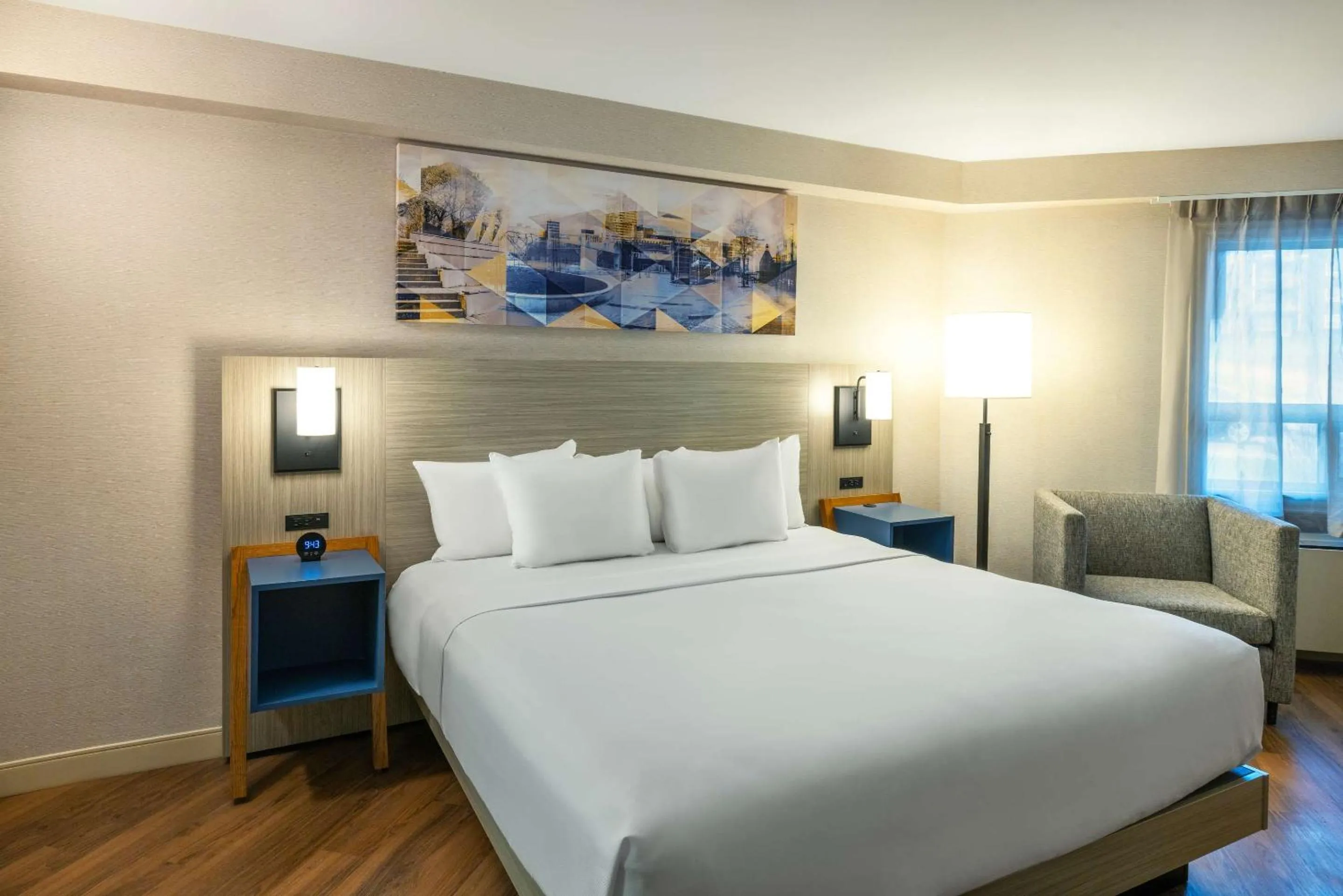 Bedroom, Bed in Comfort Inn East