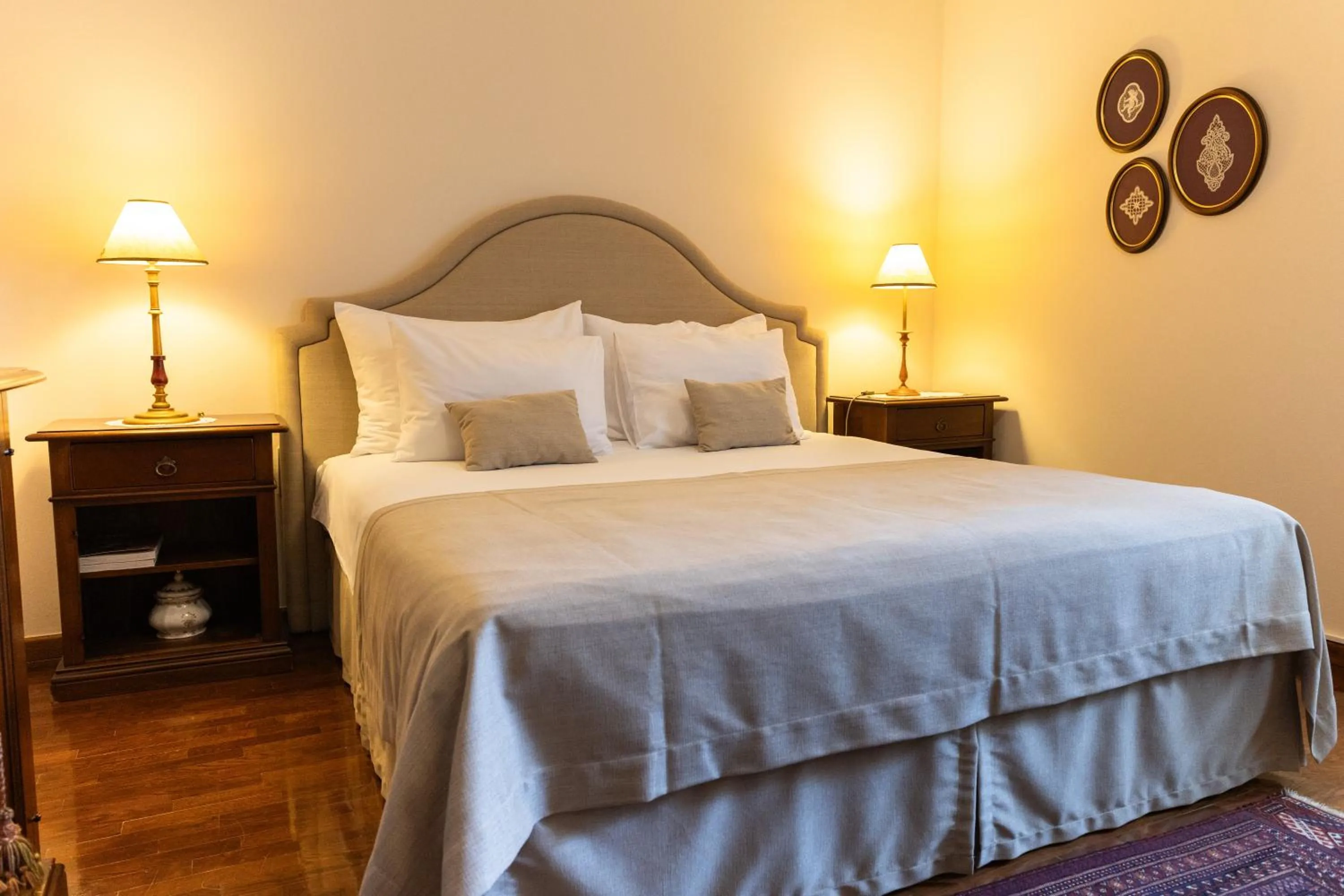 Bed in Kendov Dvorec