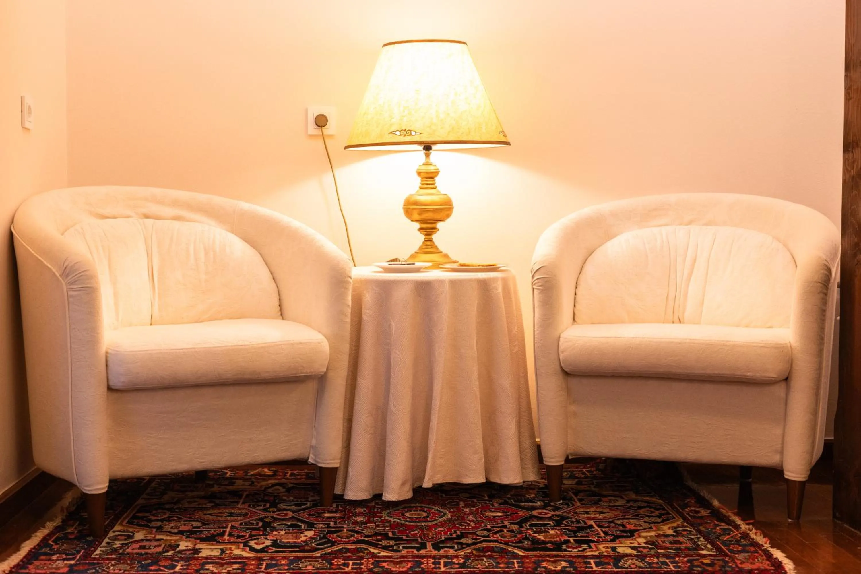 Seating area in Kendov Dvorec