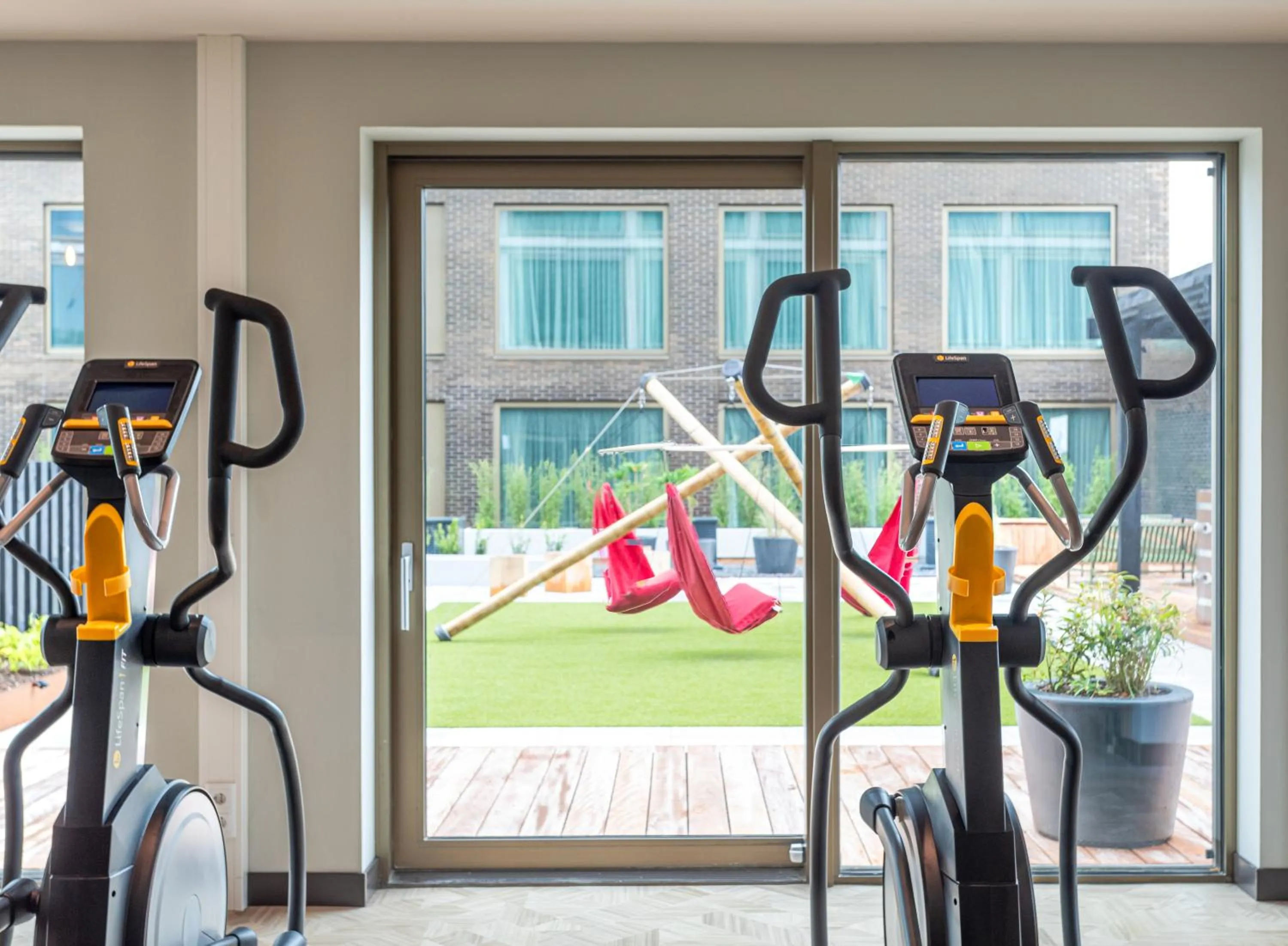 Fitness centre/facilities in Olympic Hotel