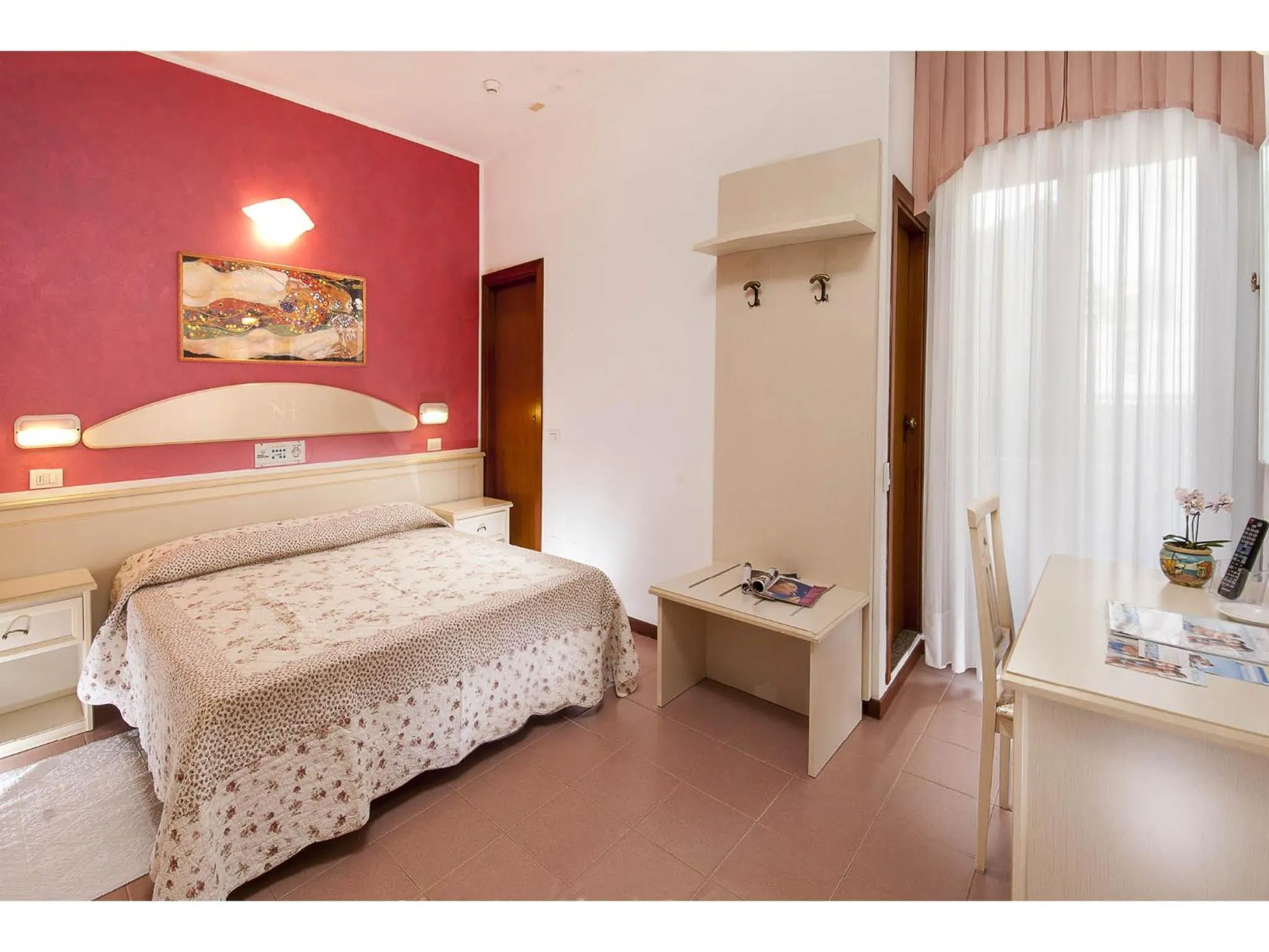 Photo of the whole room, Bed in Hotel Napoleon