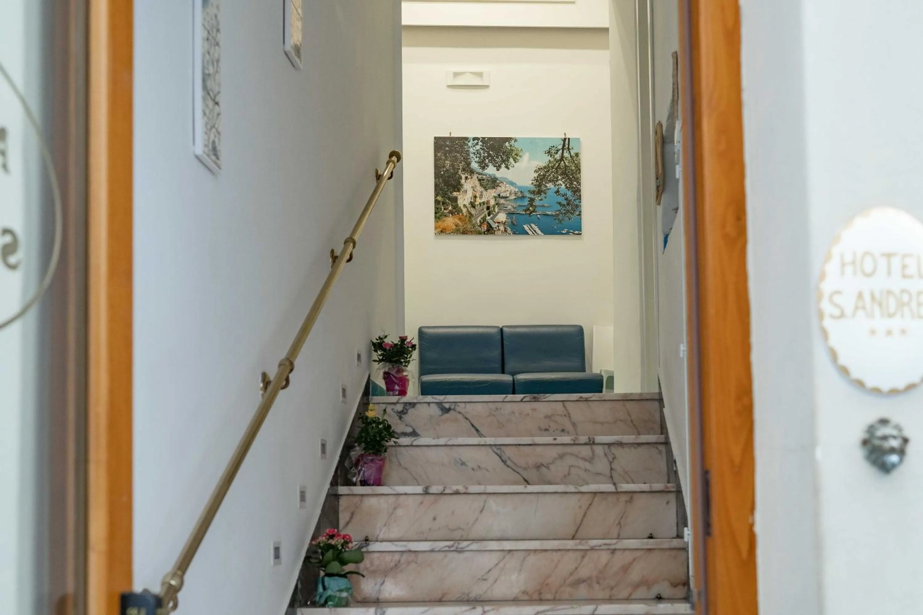 Decorative detail in Albergo S. Andrea