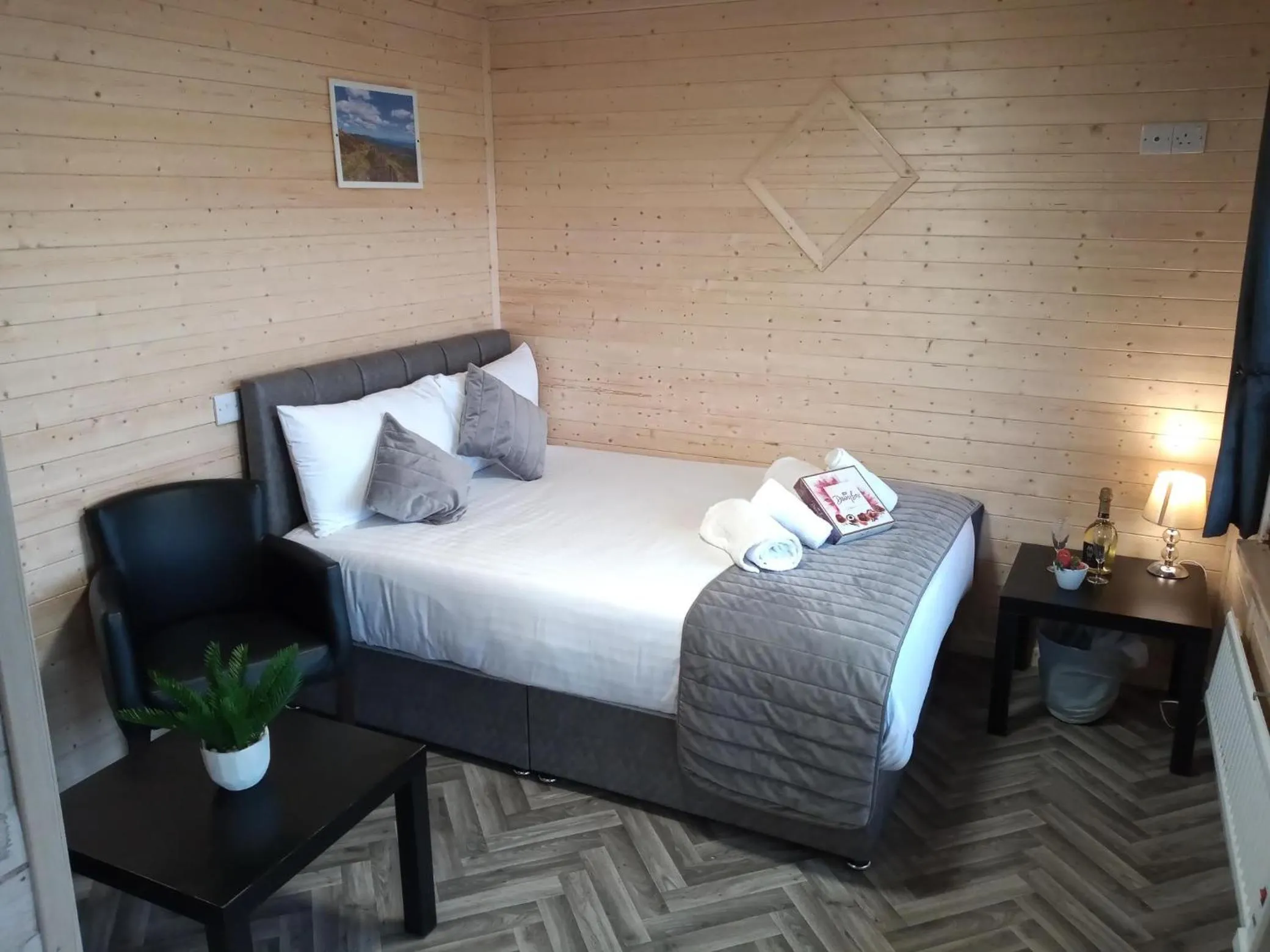 Bed in Standing Stones Lodge