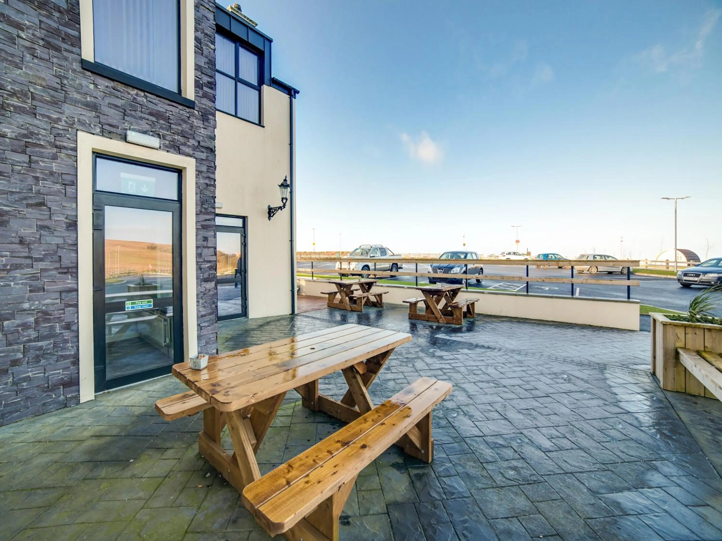 Patio in Standing Stones Lodge