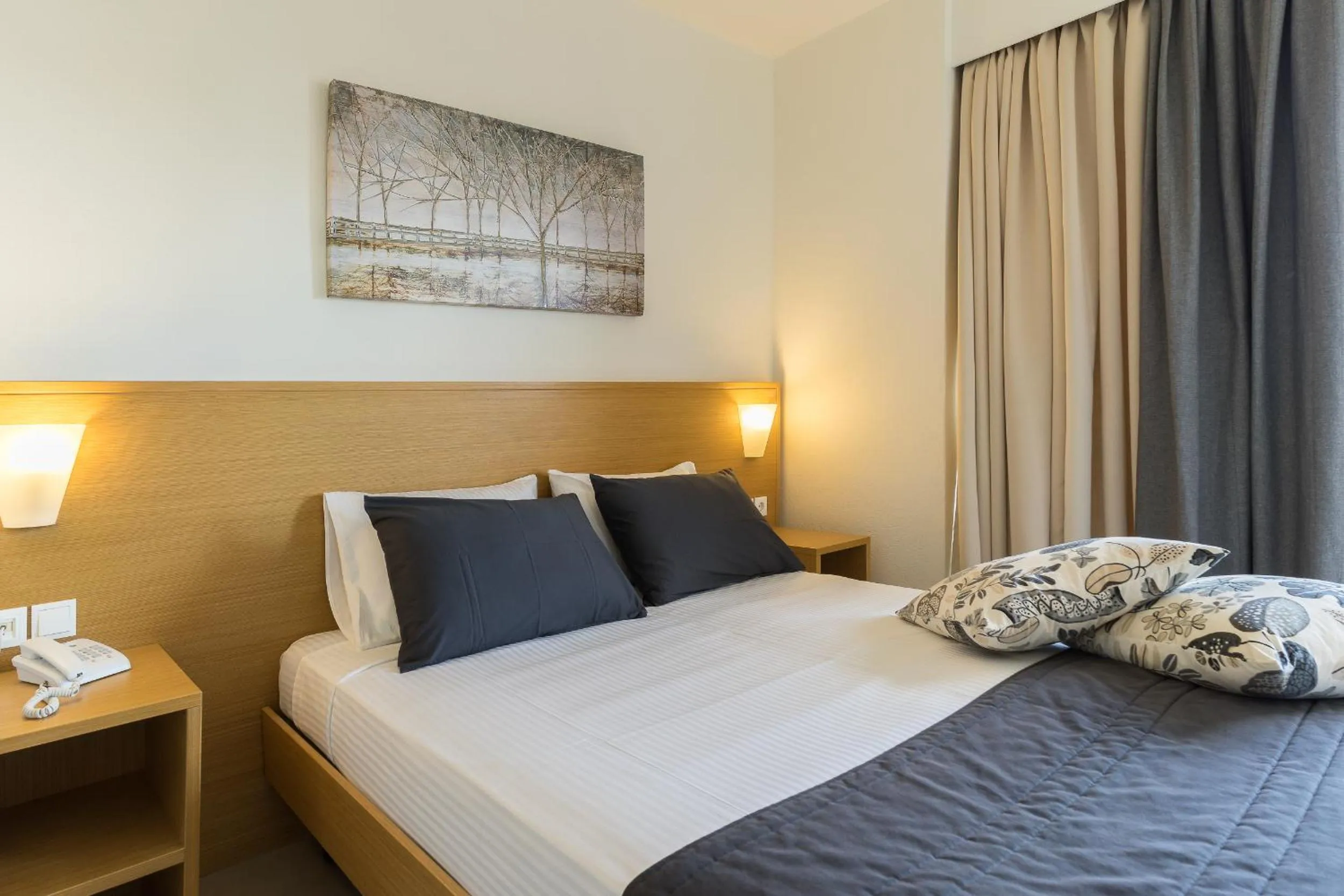 Other, Bed in City Center Hotel