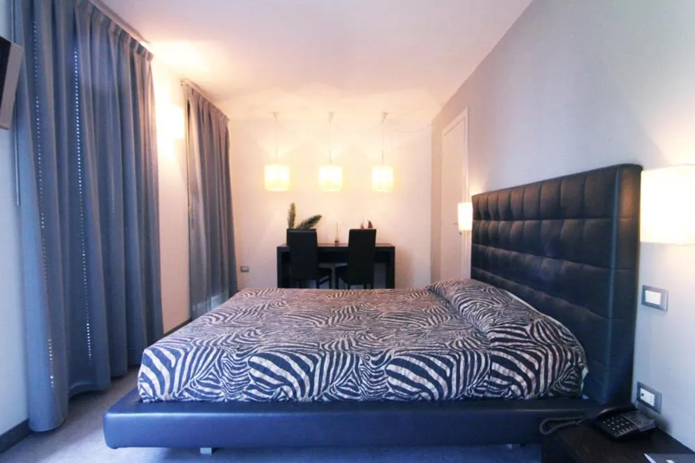 Photo of the whole room, Bed in Ex-L