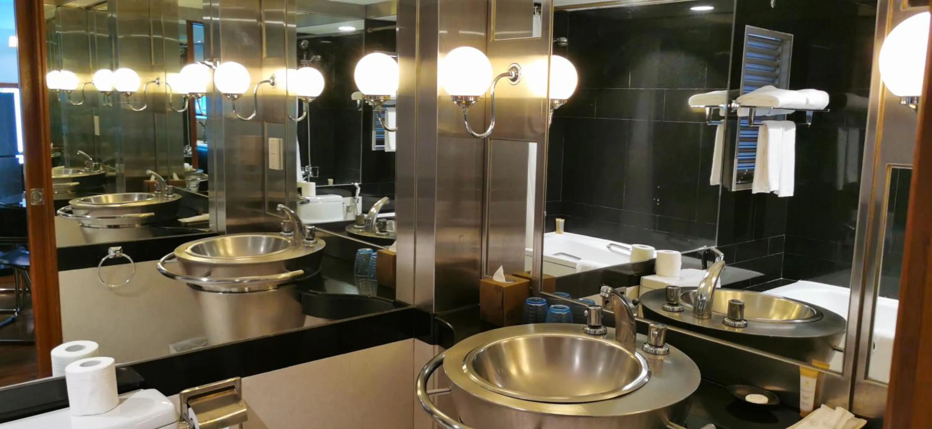 Bathroom in Orchard Point Serviced Apartments