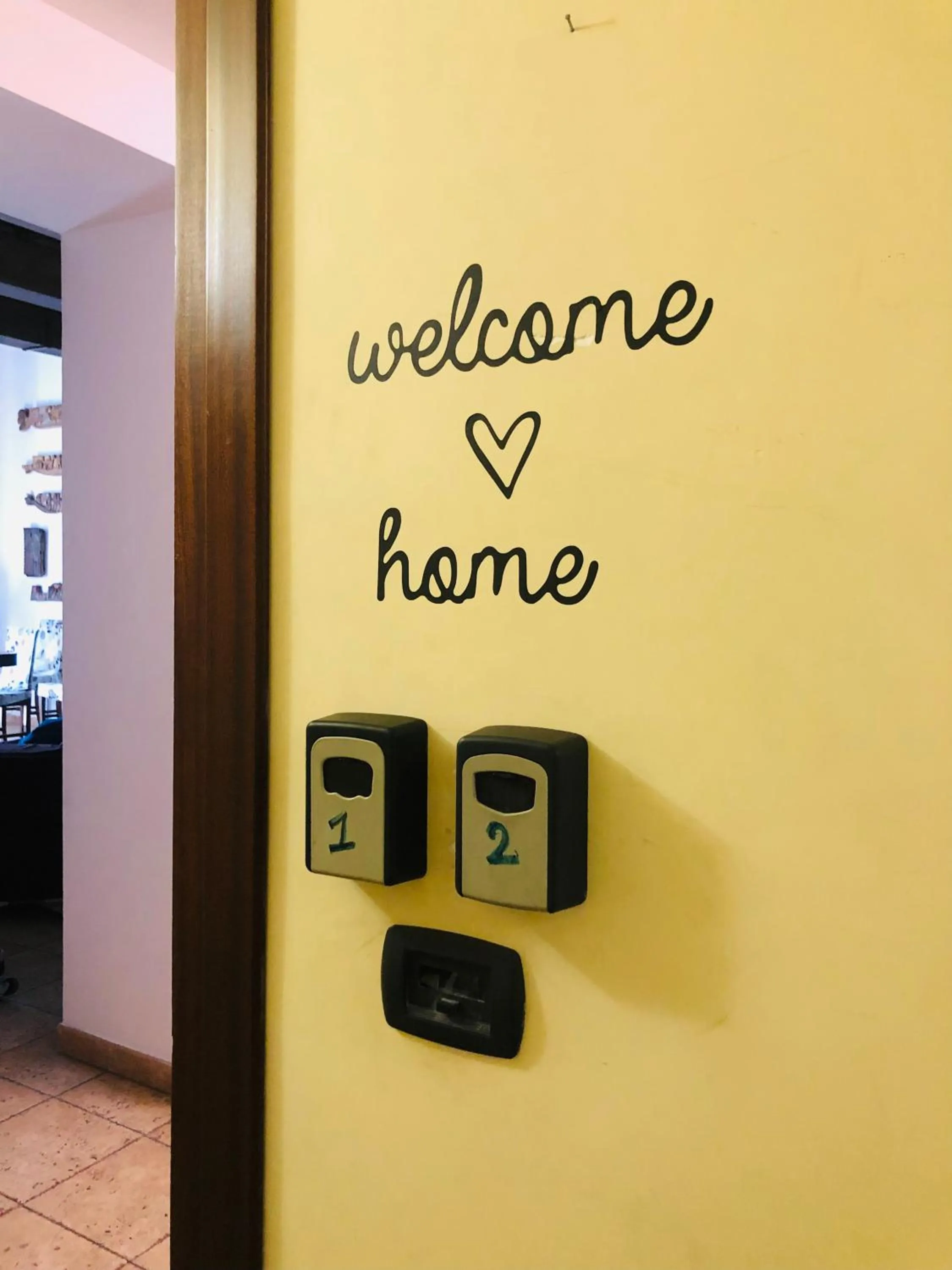 Text overlay in Kasa Kala Rooms & Apartments