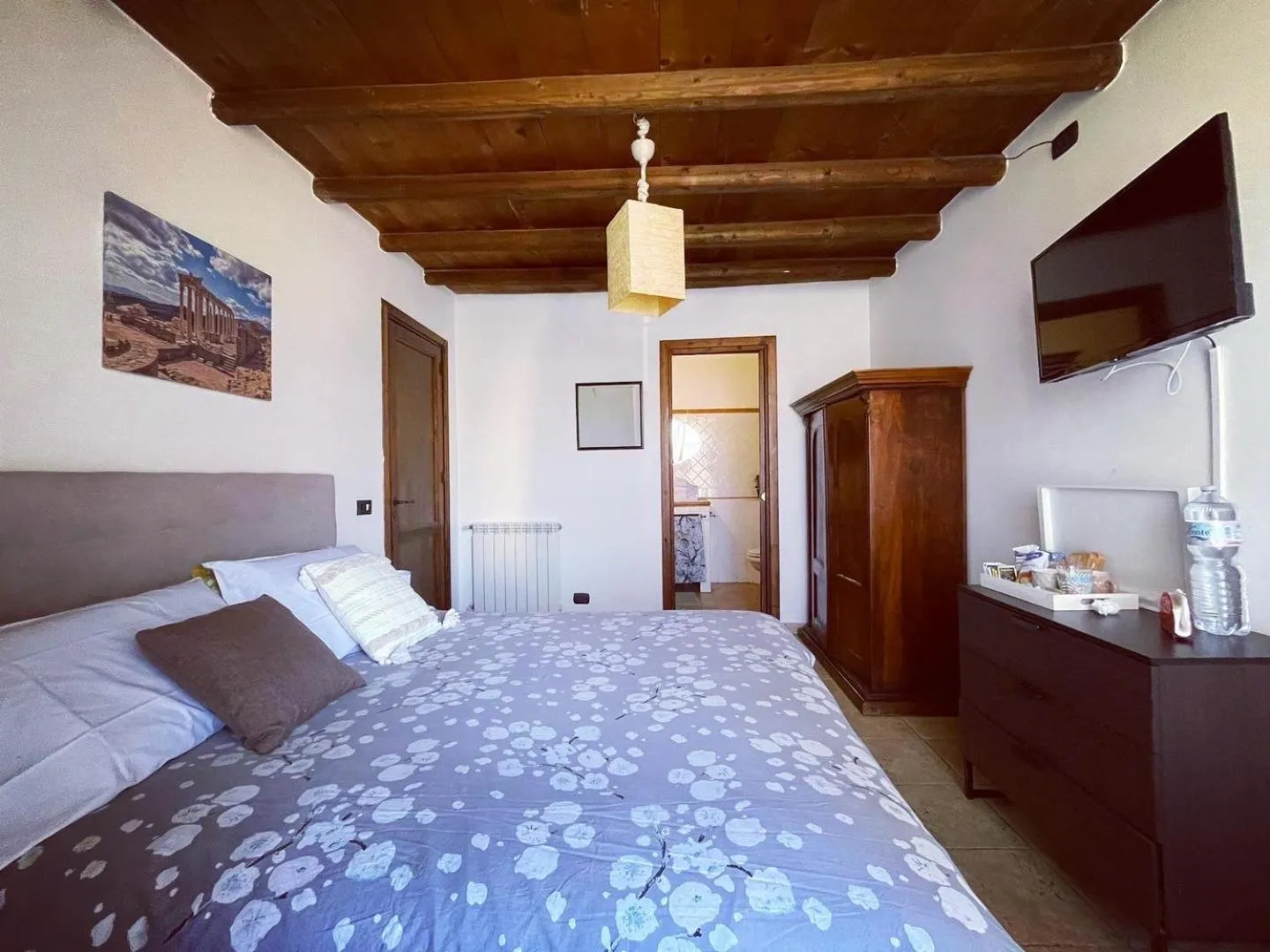 Photo of the whole room, Bed in Kasa Kala Rooms & Apartments