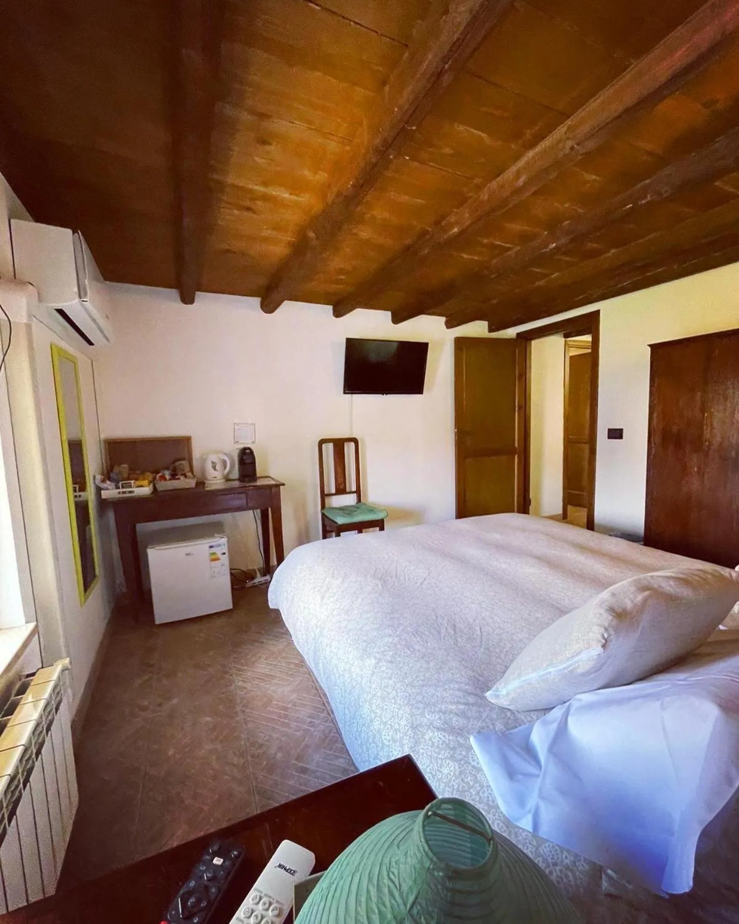 Photo of the whole room, Bed in Kasa Kala Rooms & Apartments