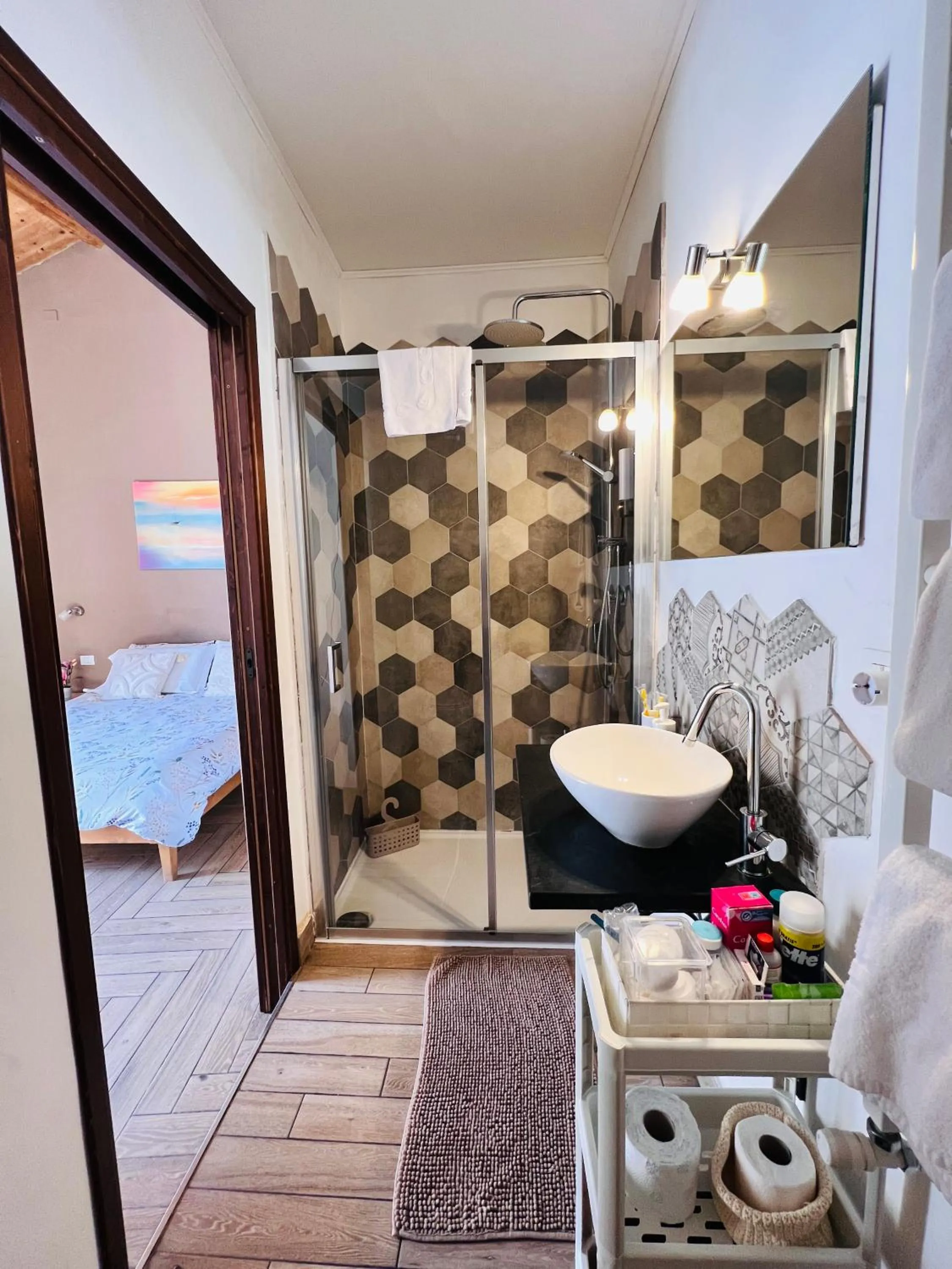 Bathroom in Kasa Kala Rooms & Apartments