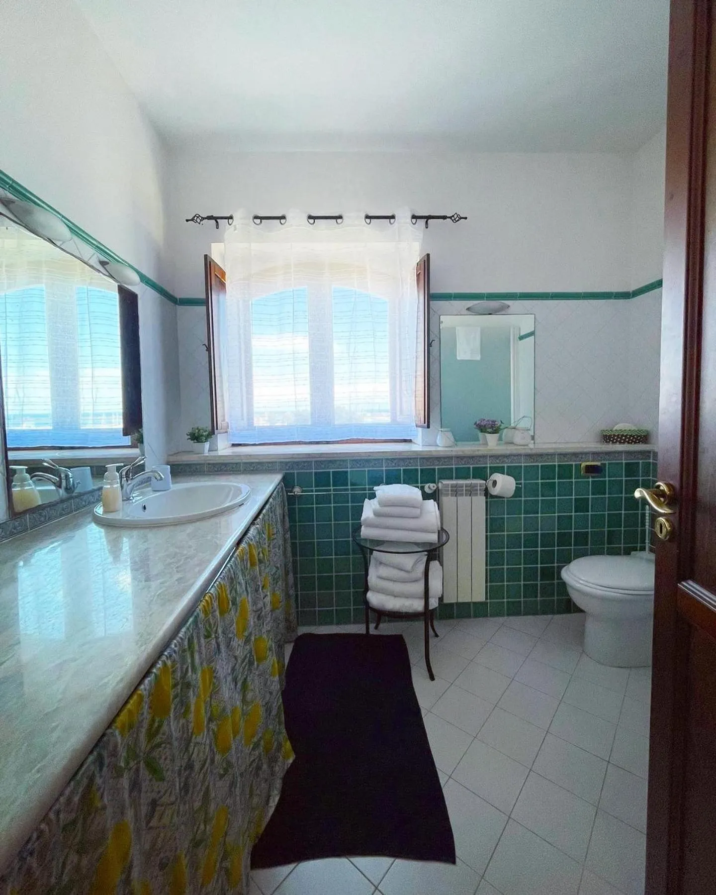Bathroom in Kasa Kala Rooms & Apartments