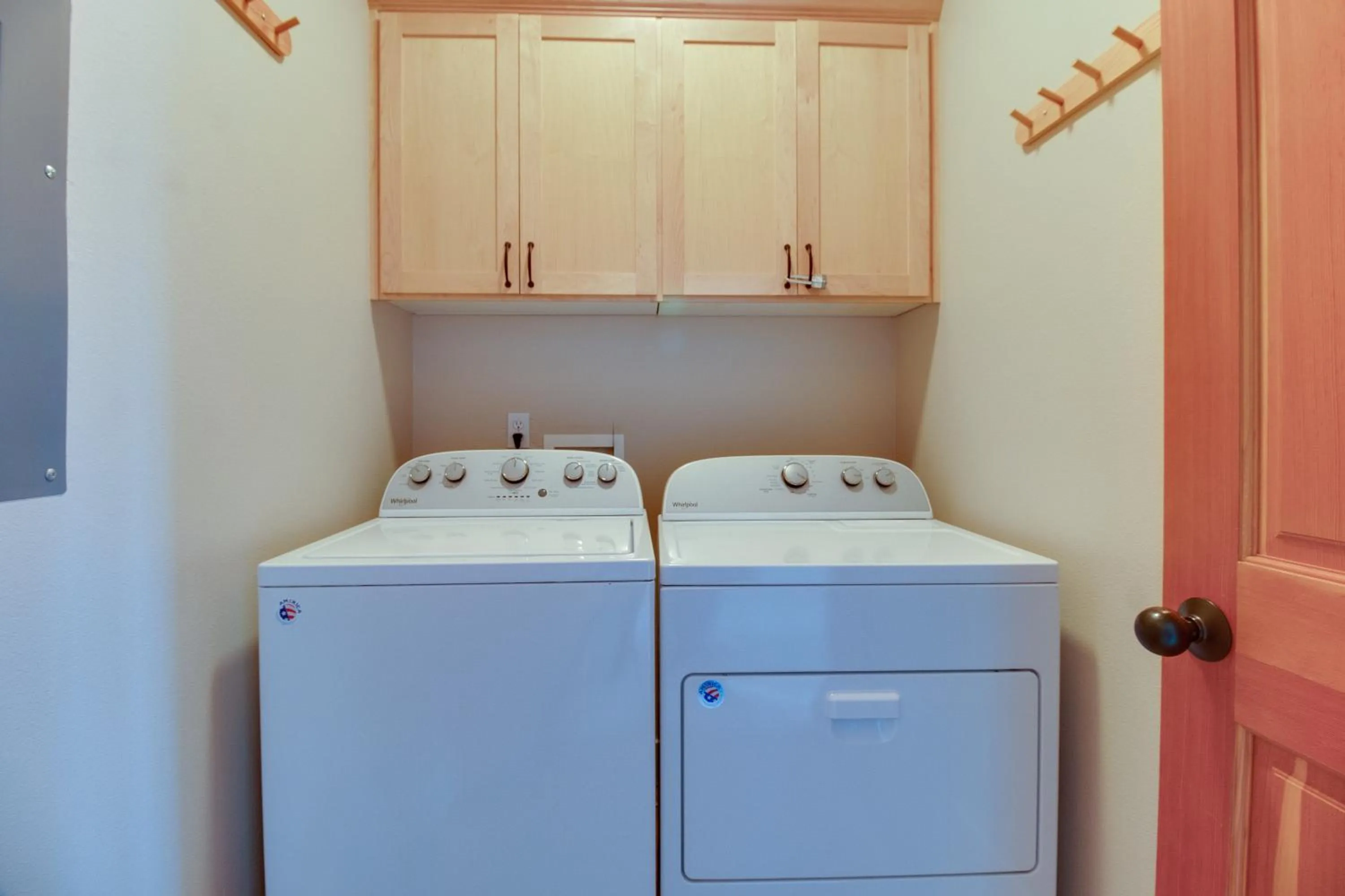 Property building in Riley`s Mountain View