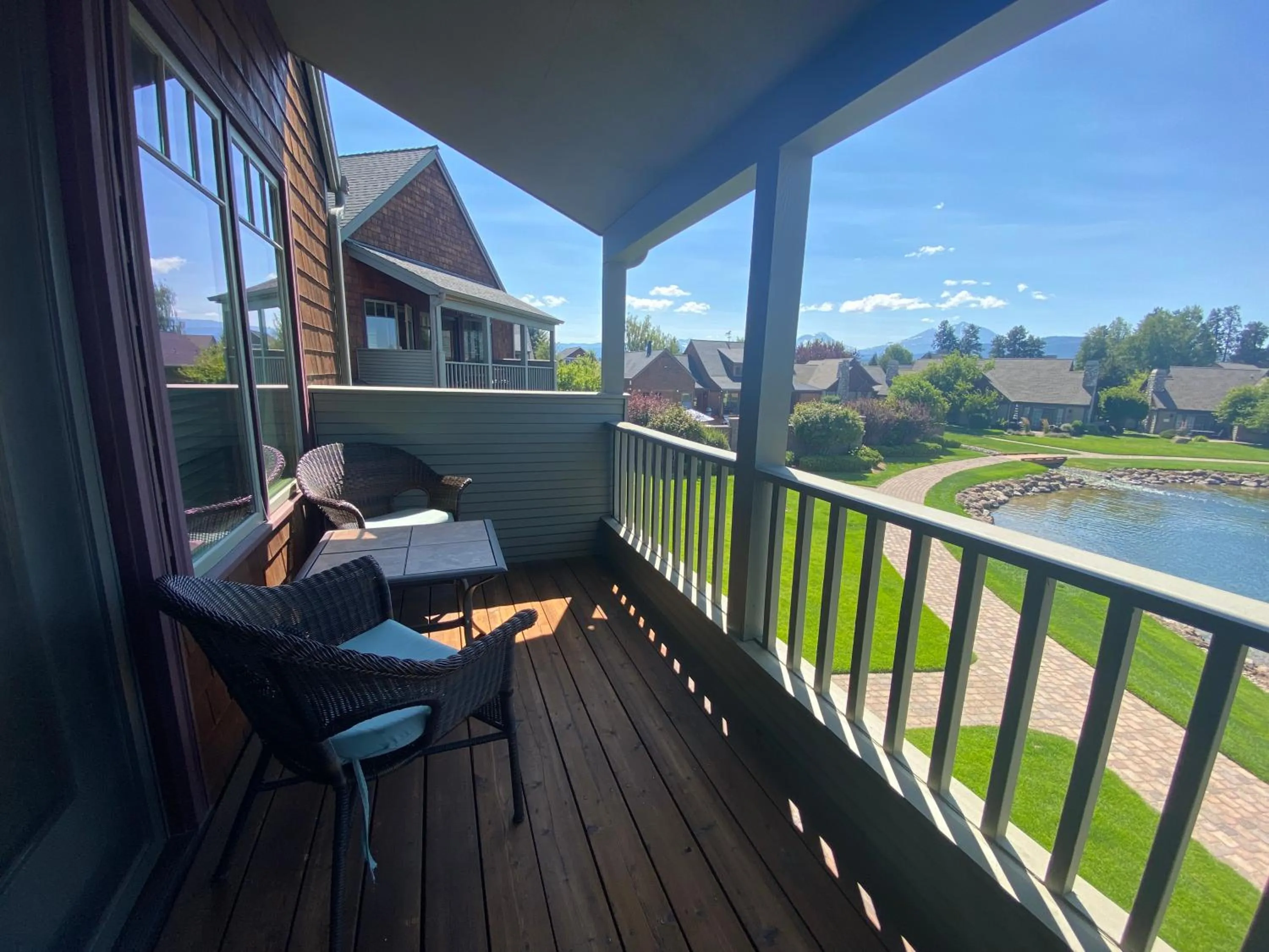 Property building in Riley`s Mountain View