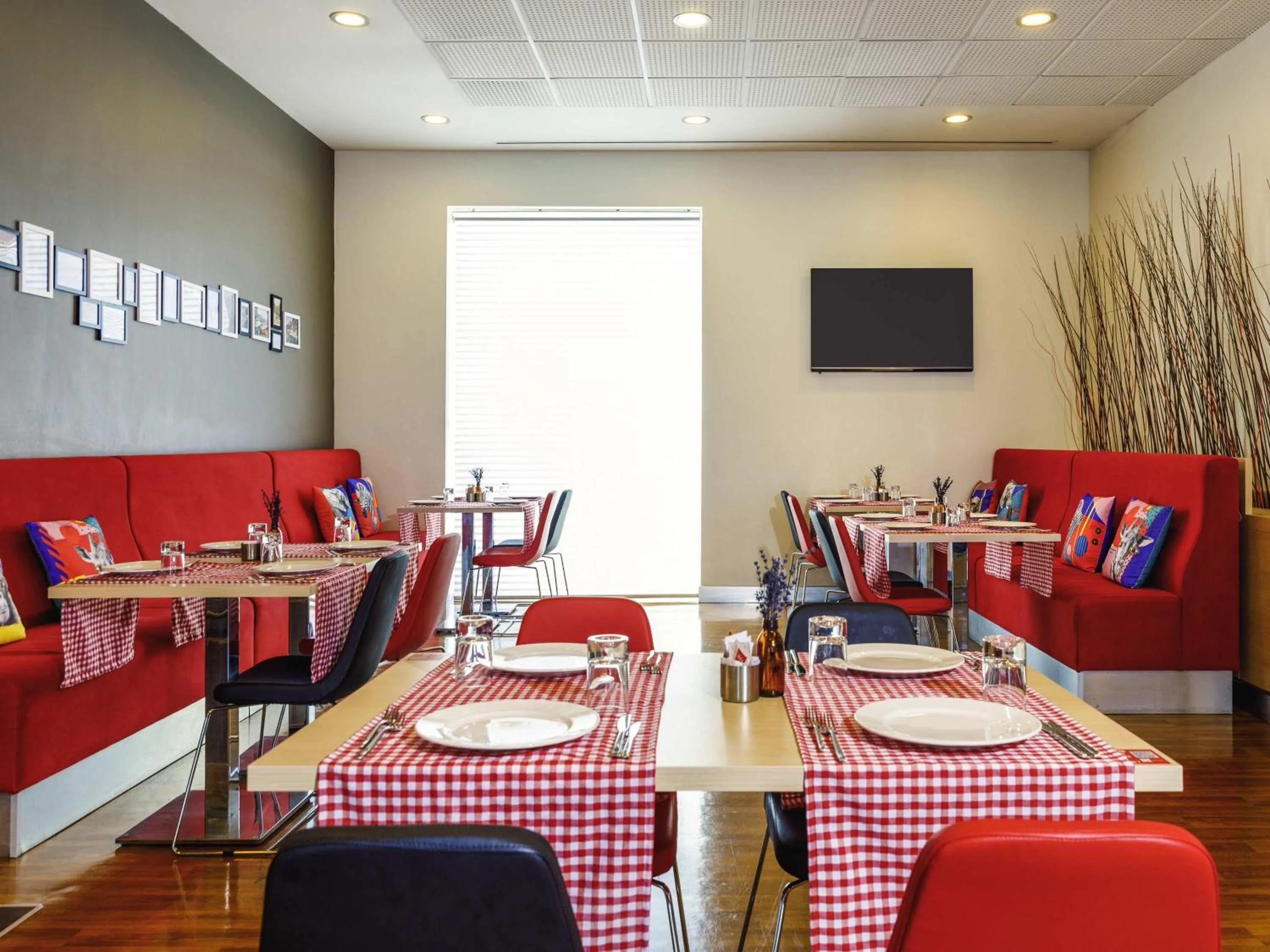 Restaurant/places to eat in Ibis Istanbul Esenyurt