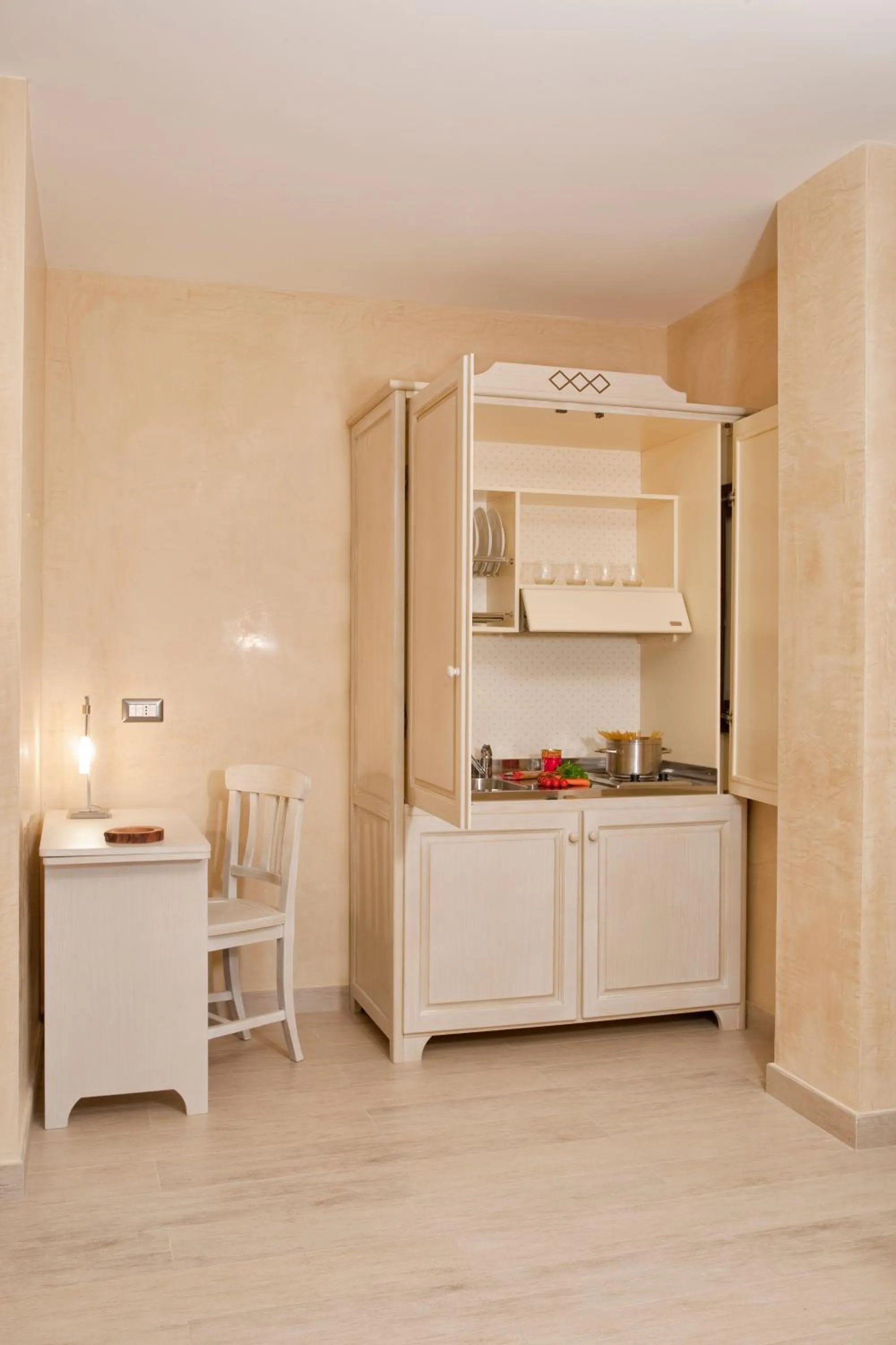 Kitchen or kitchenette in L' Araba Fenice Hotel & Resort