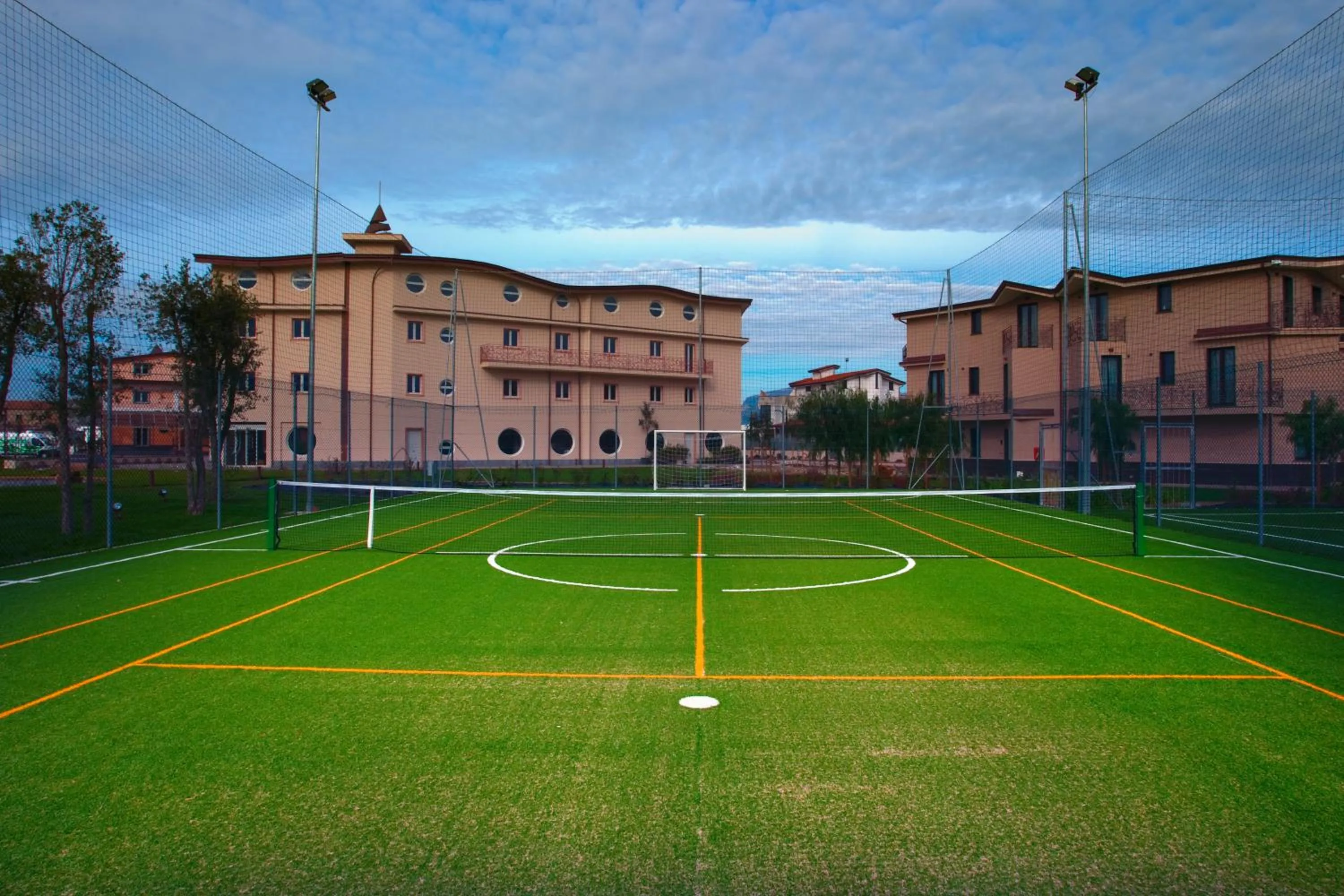 Day in L' Araba Fenice Hotel & Resort