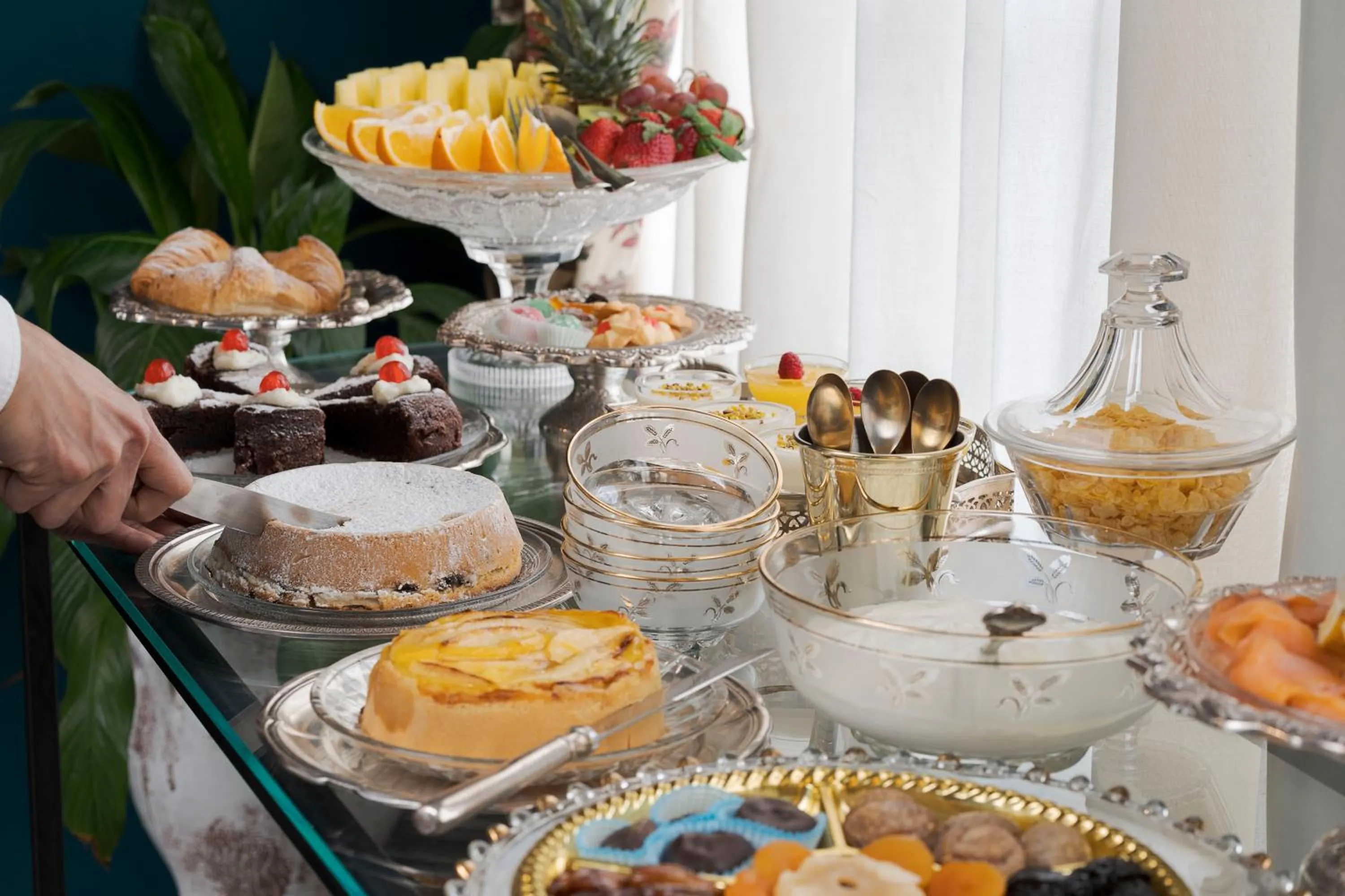 Food and drinks in Palazzo Arone dei Baroni di Valentino