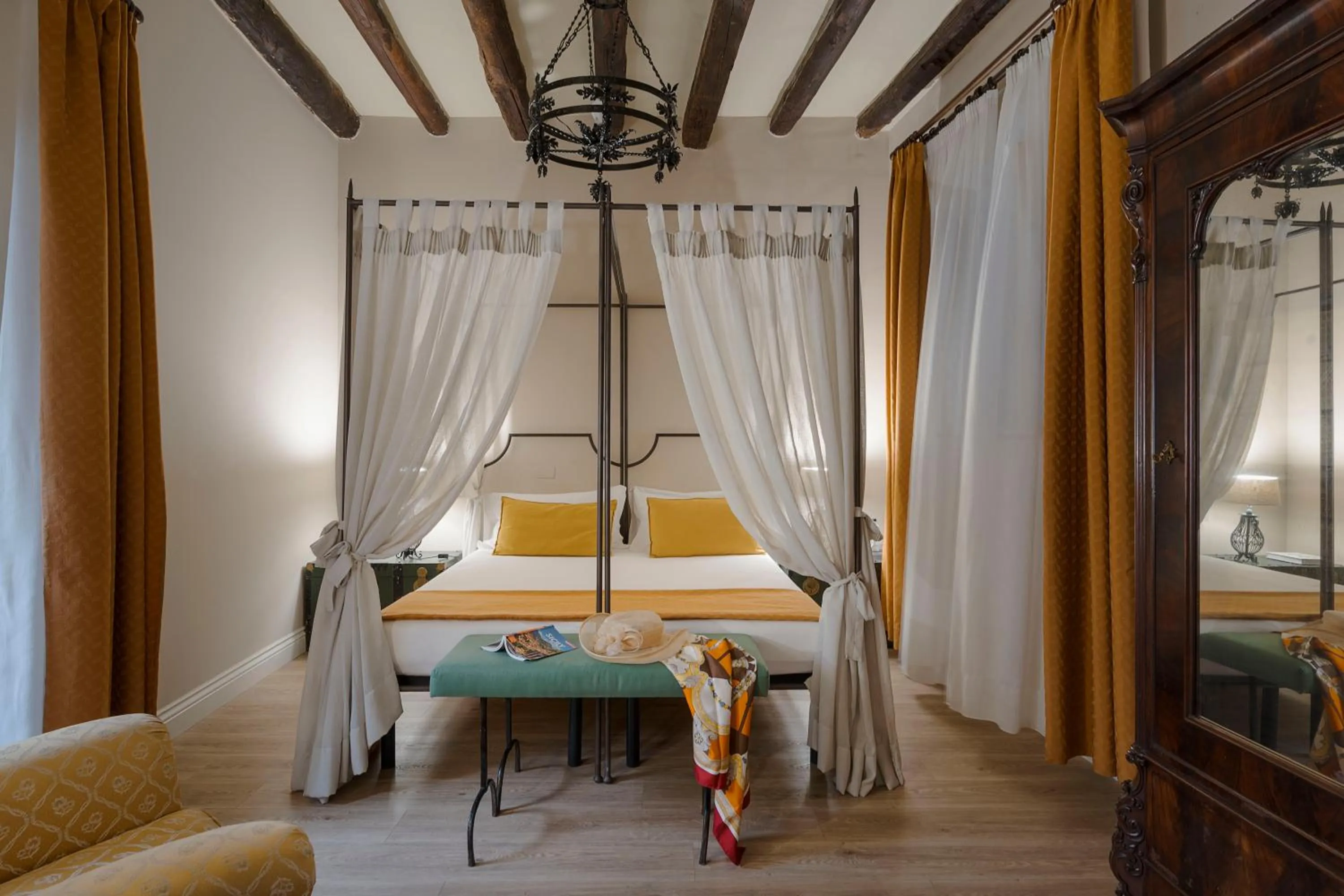 Bedroom, Bed in Palazzo Arone dei Baroni di Valentino