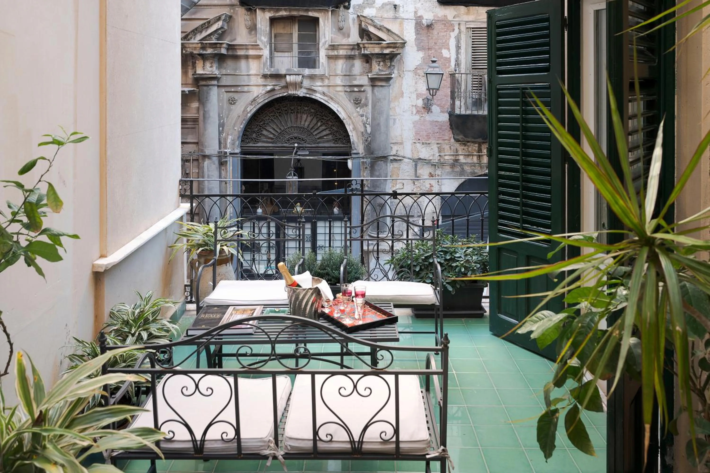 Balcony/Terrace in Palazzo Arone dei Baroni di Valentino