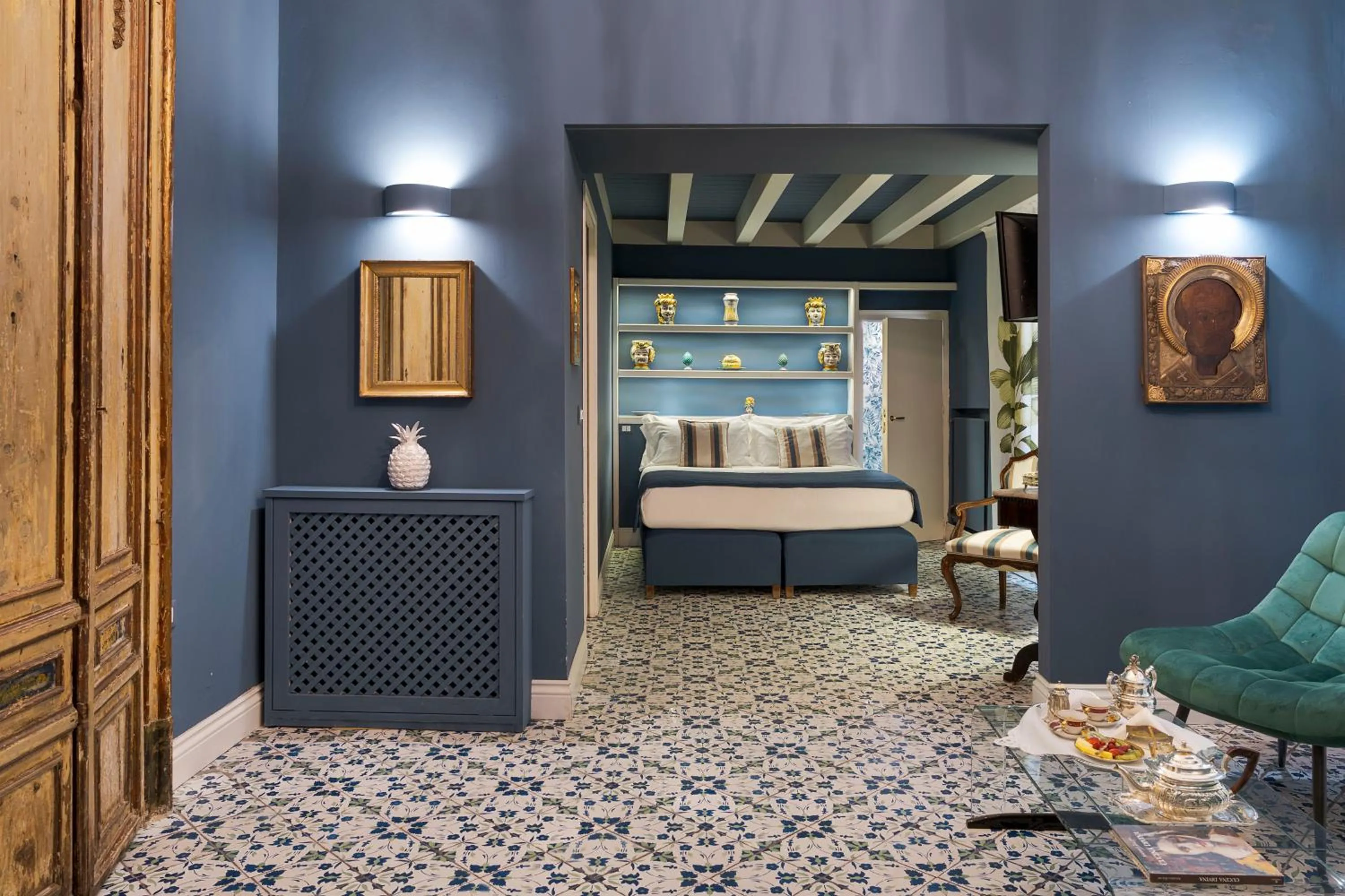 Bedroom, Bed in Palazzo Arone dei Baroni di Valentino