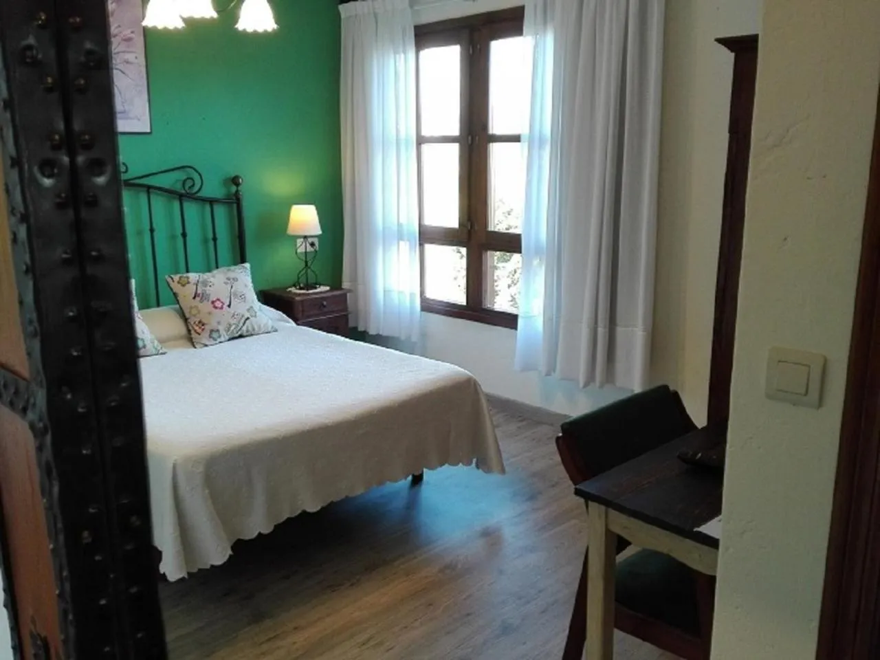 Bedroom in Hotel La Llosona