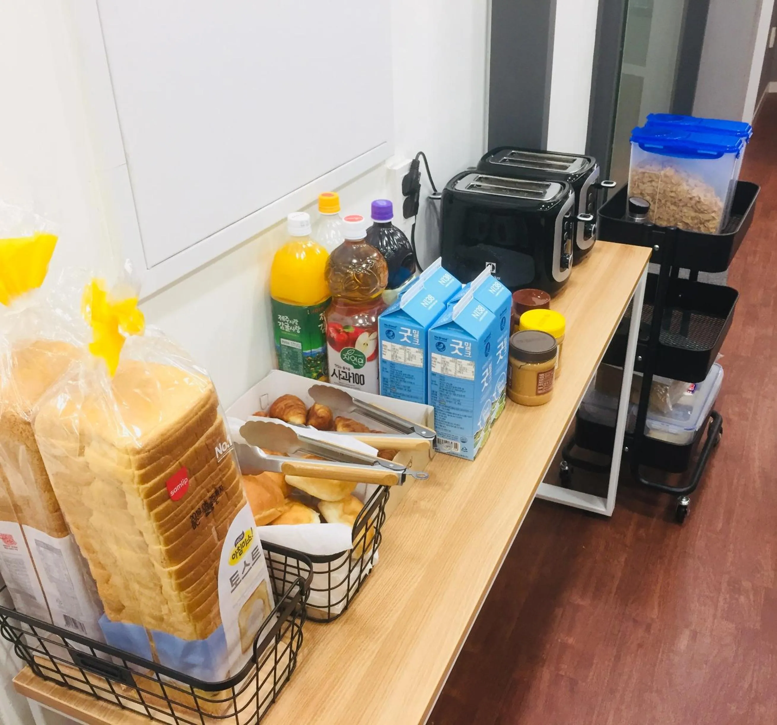 Breakfast in OYO Hostel Myeongdong 3