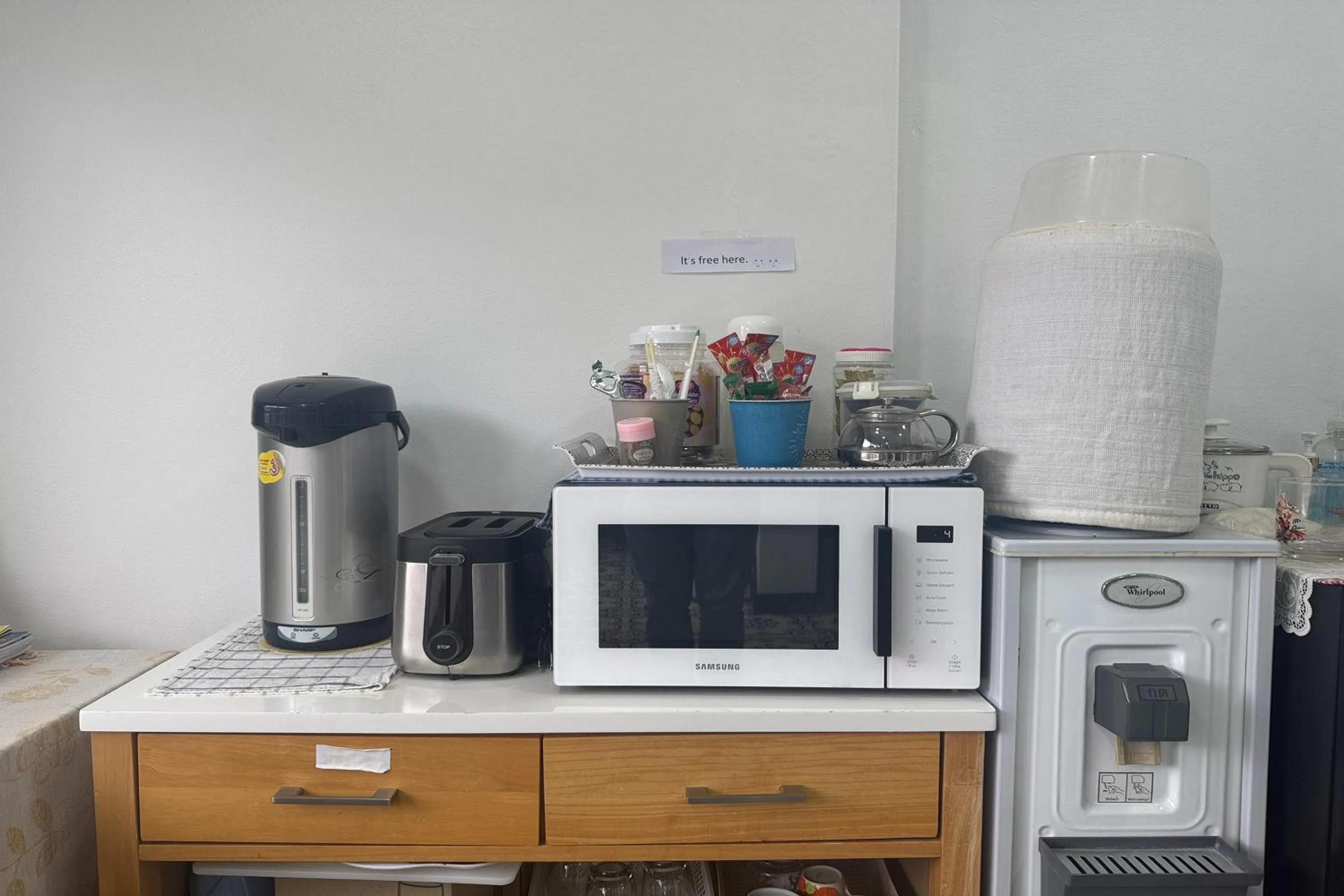 Coffee/tea facilities in Phukhao Hostel