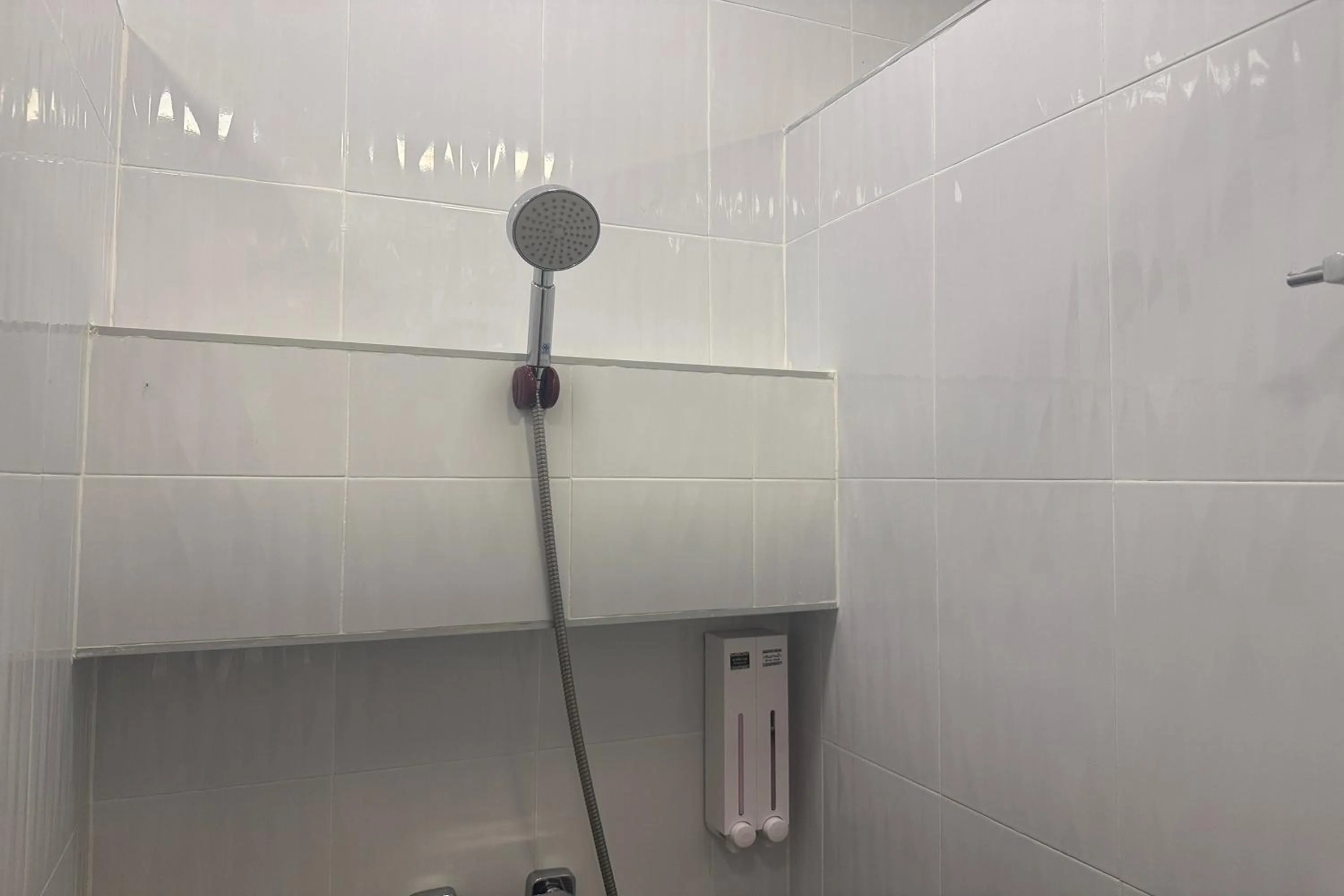 Shower in Phukhao Hostel