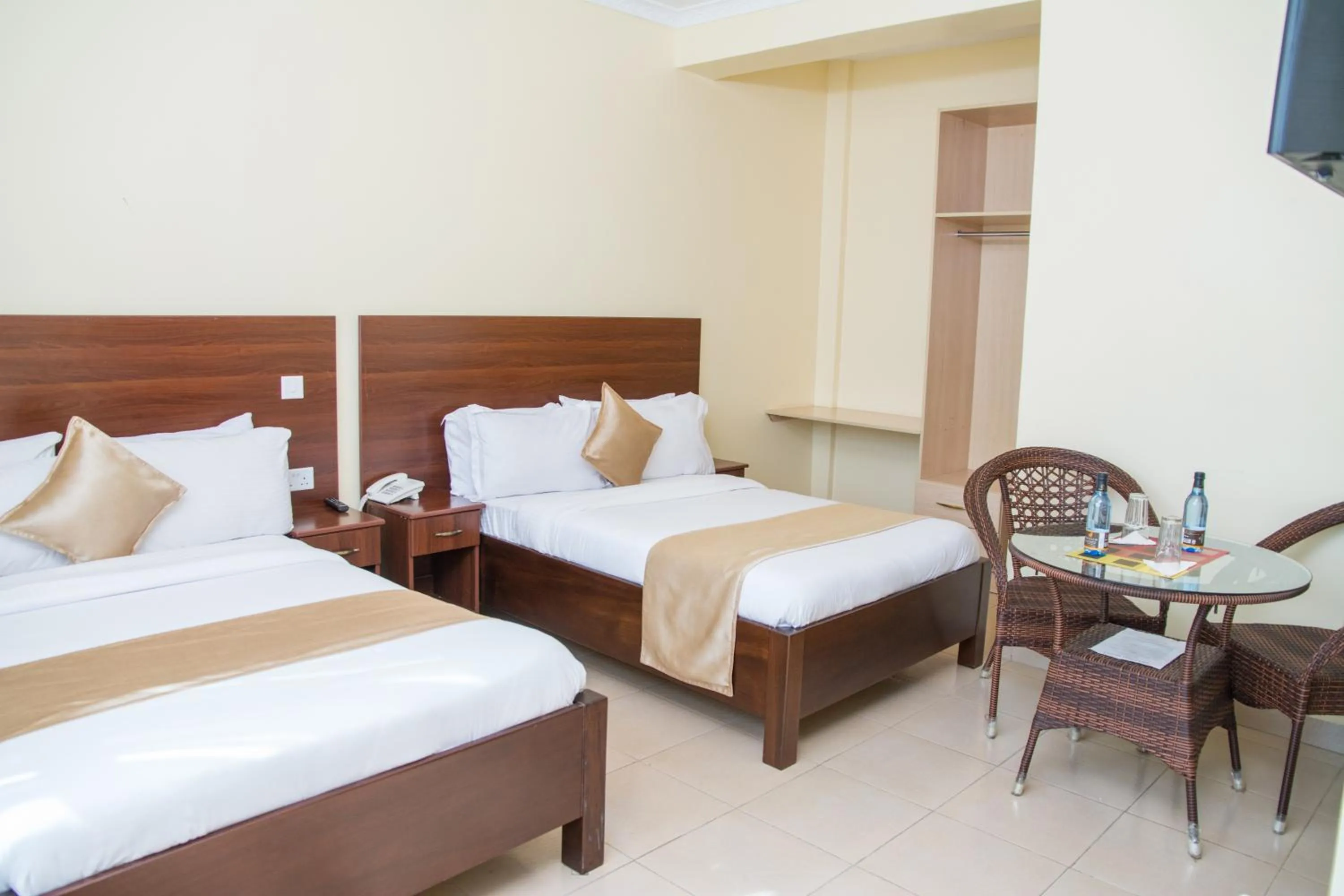 Bed in Delfirm Hotel