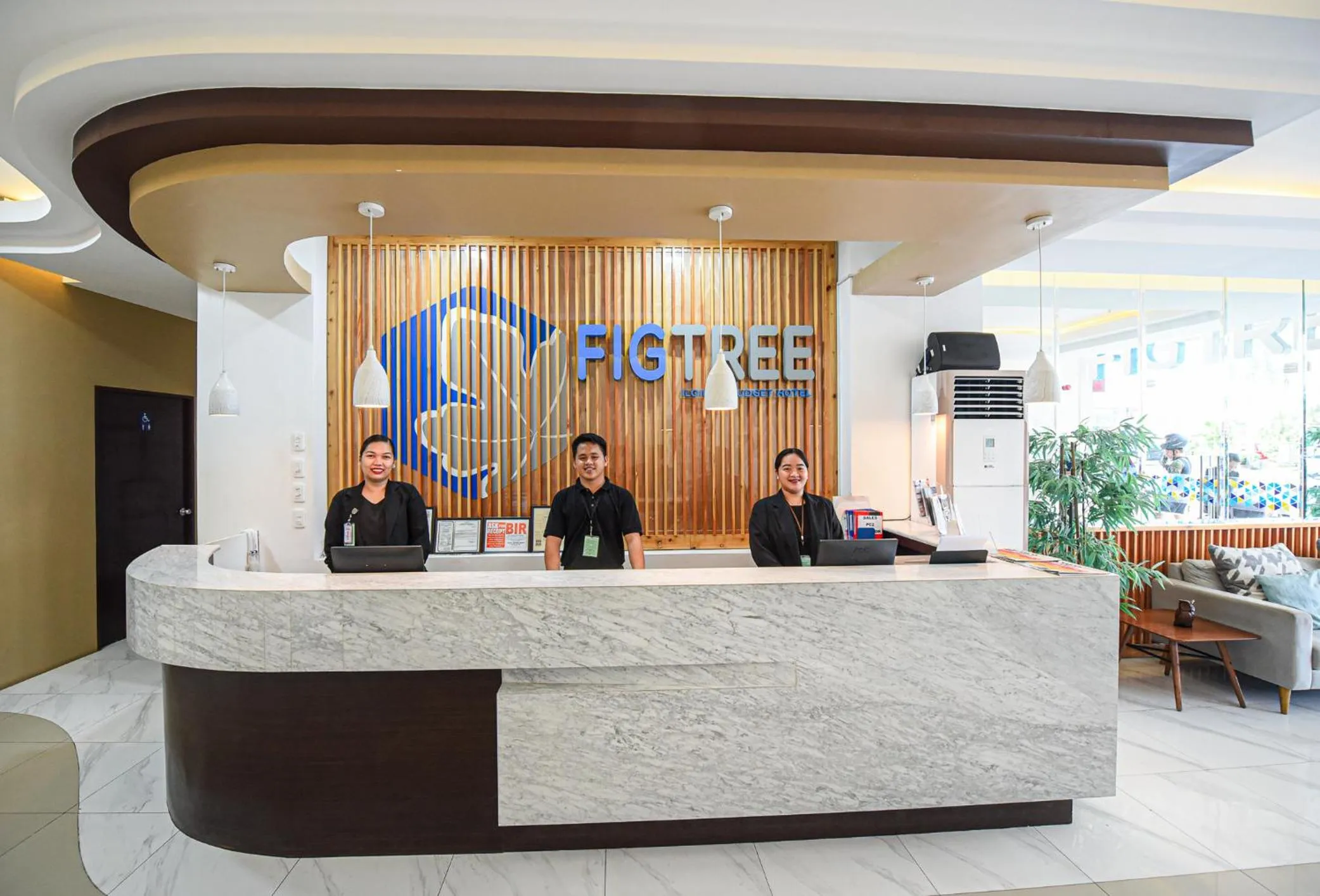 Lobby or reception in Figtree Hotel