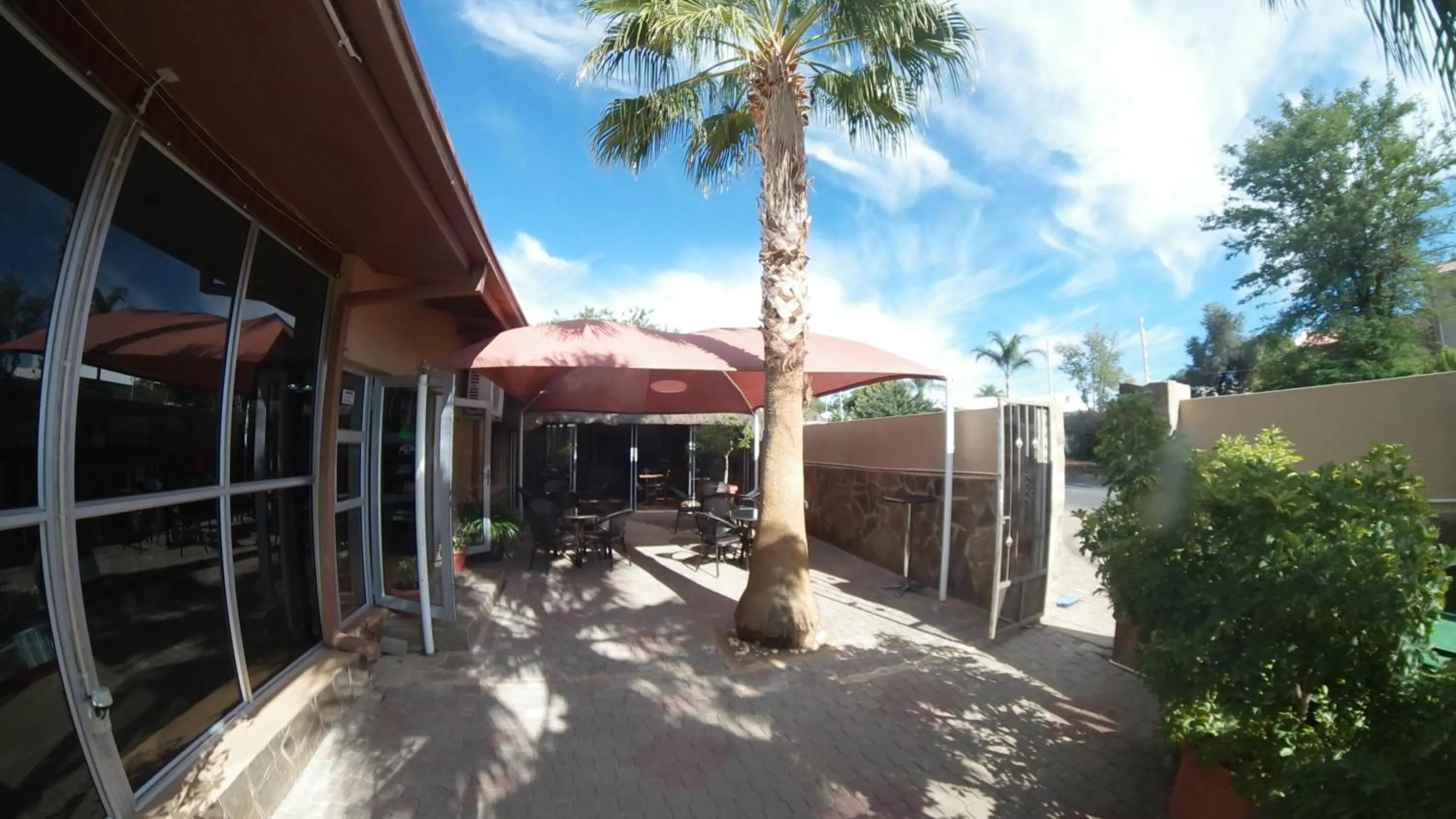 Facade/entrance in Esperanca Guesthouse