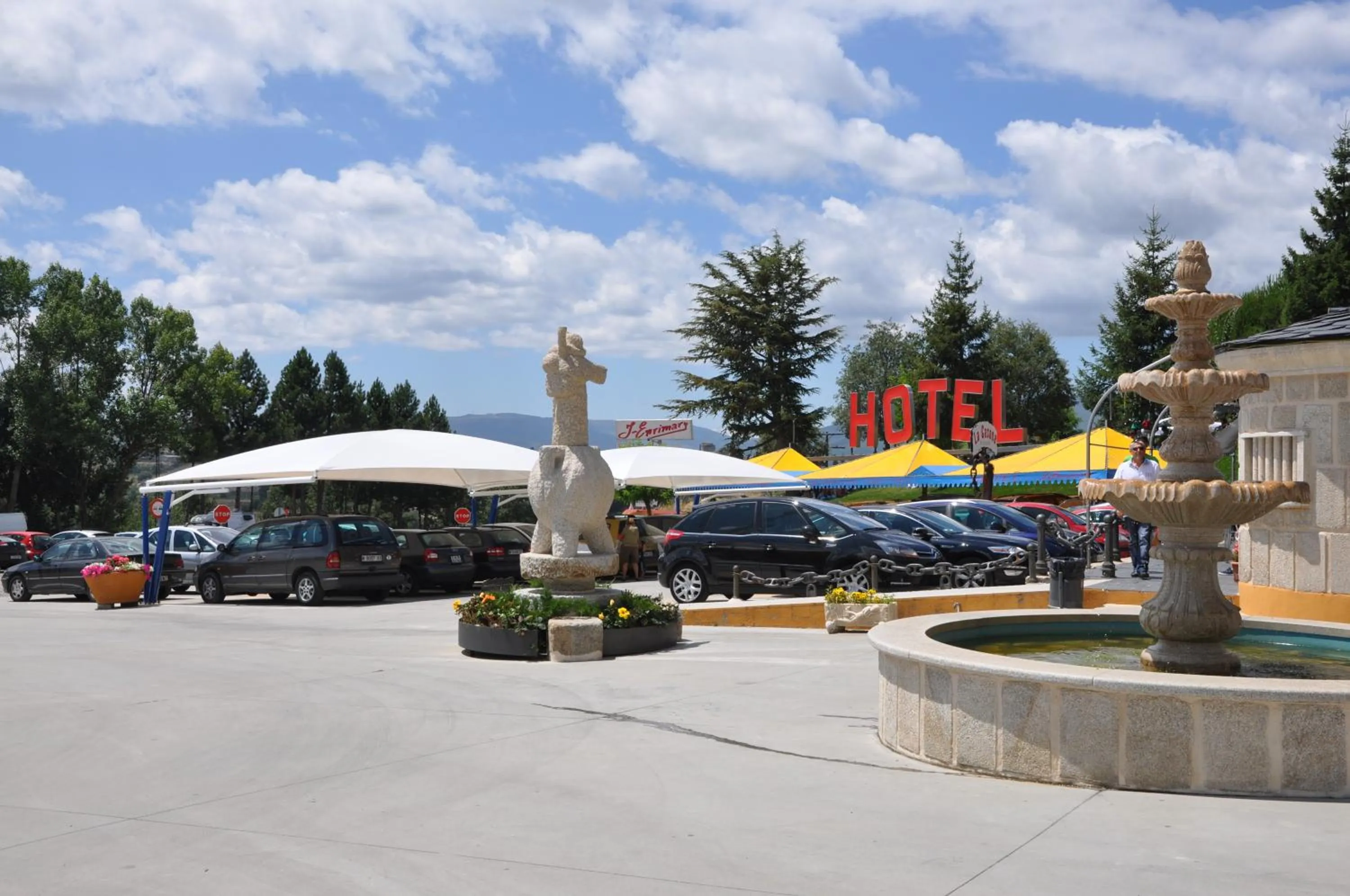 Day in Complejos J-Enrimary