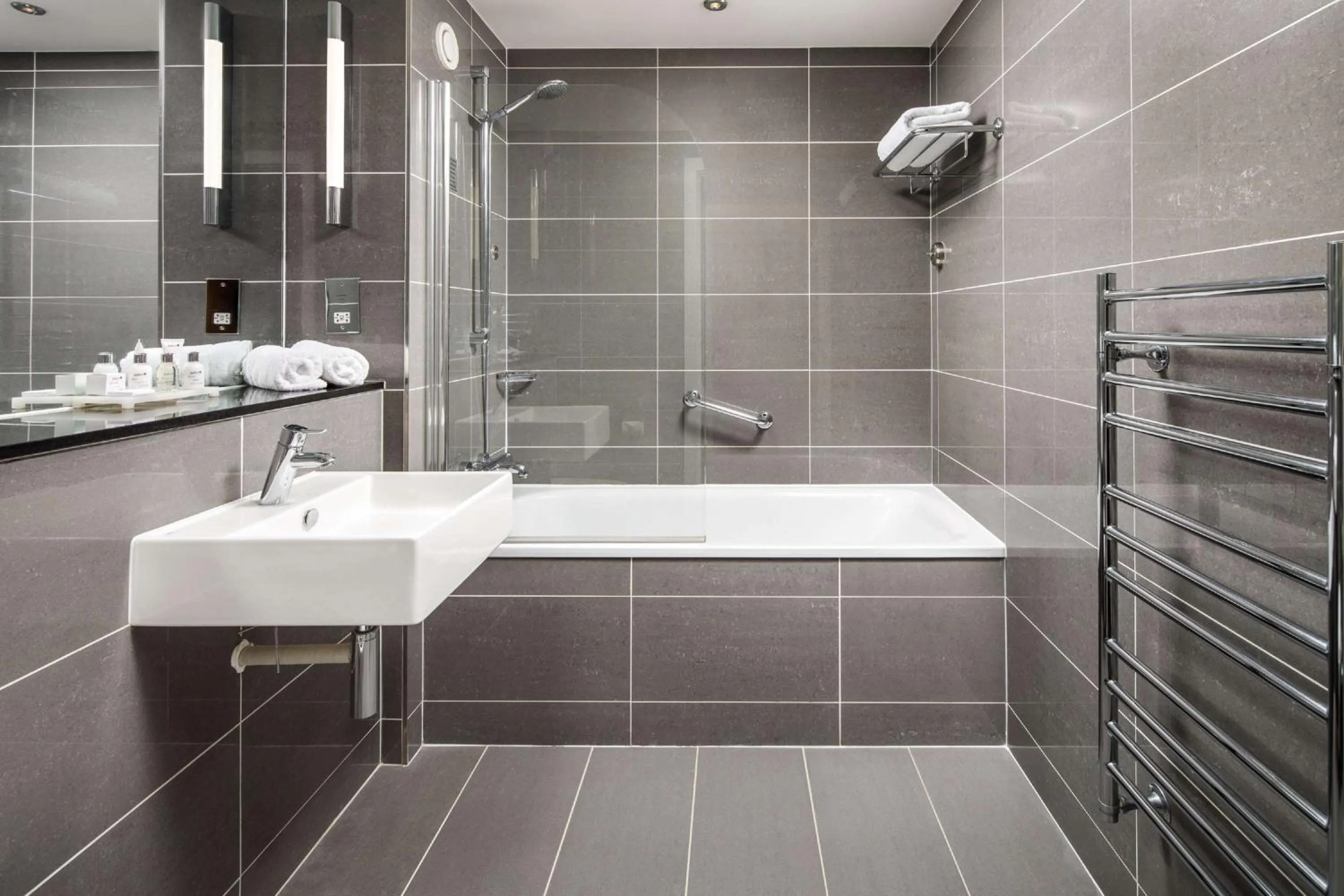 Bathroom in Radisson Blu Hotel, Cardiff